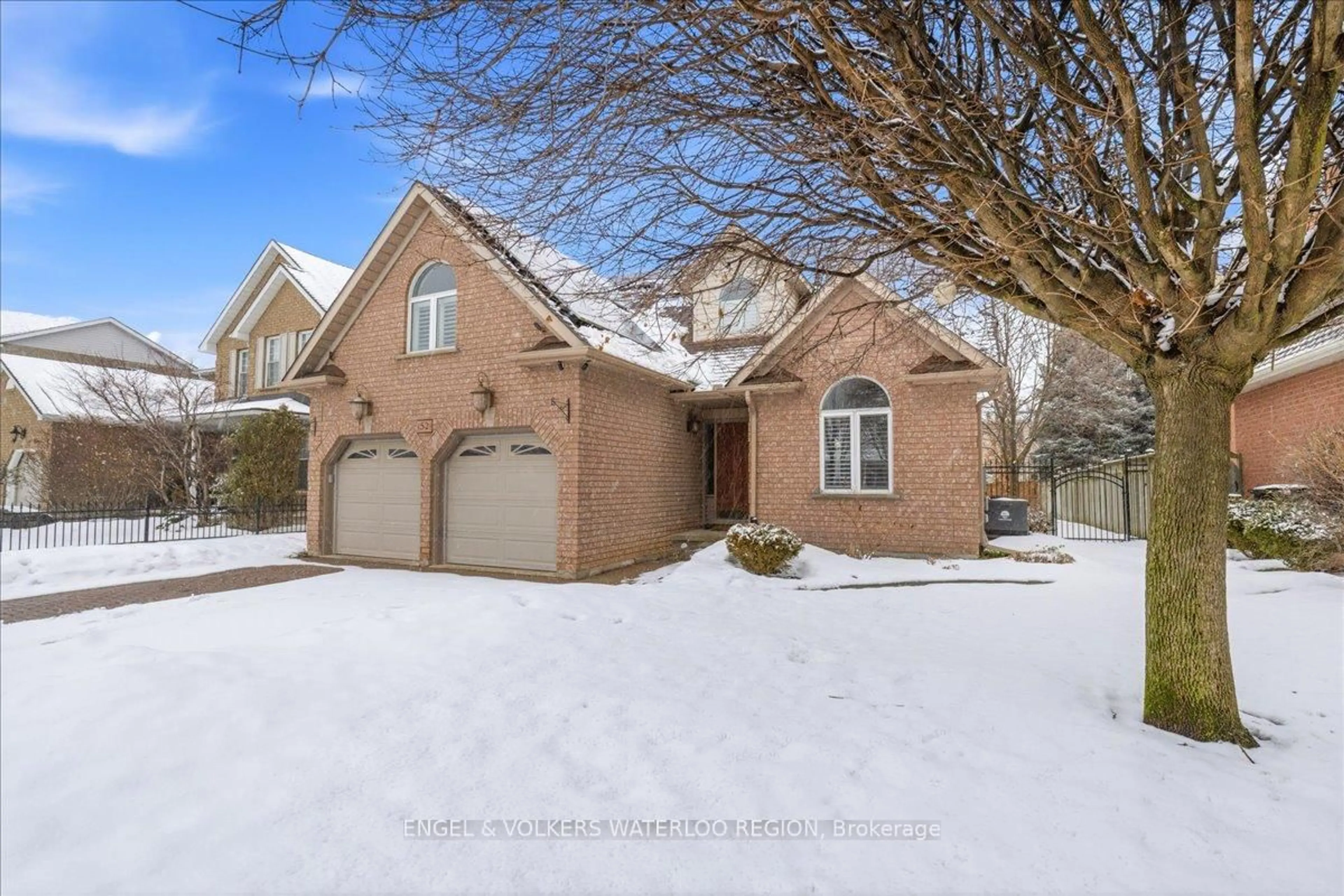 Home with brick exterior material, street for 52 Longhurst Cres, Cambridge Ontario N1T 1R8