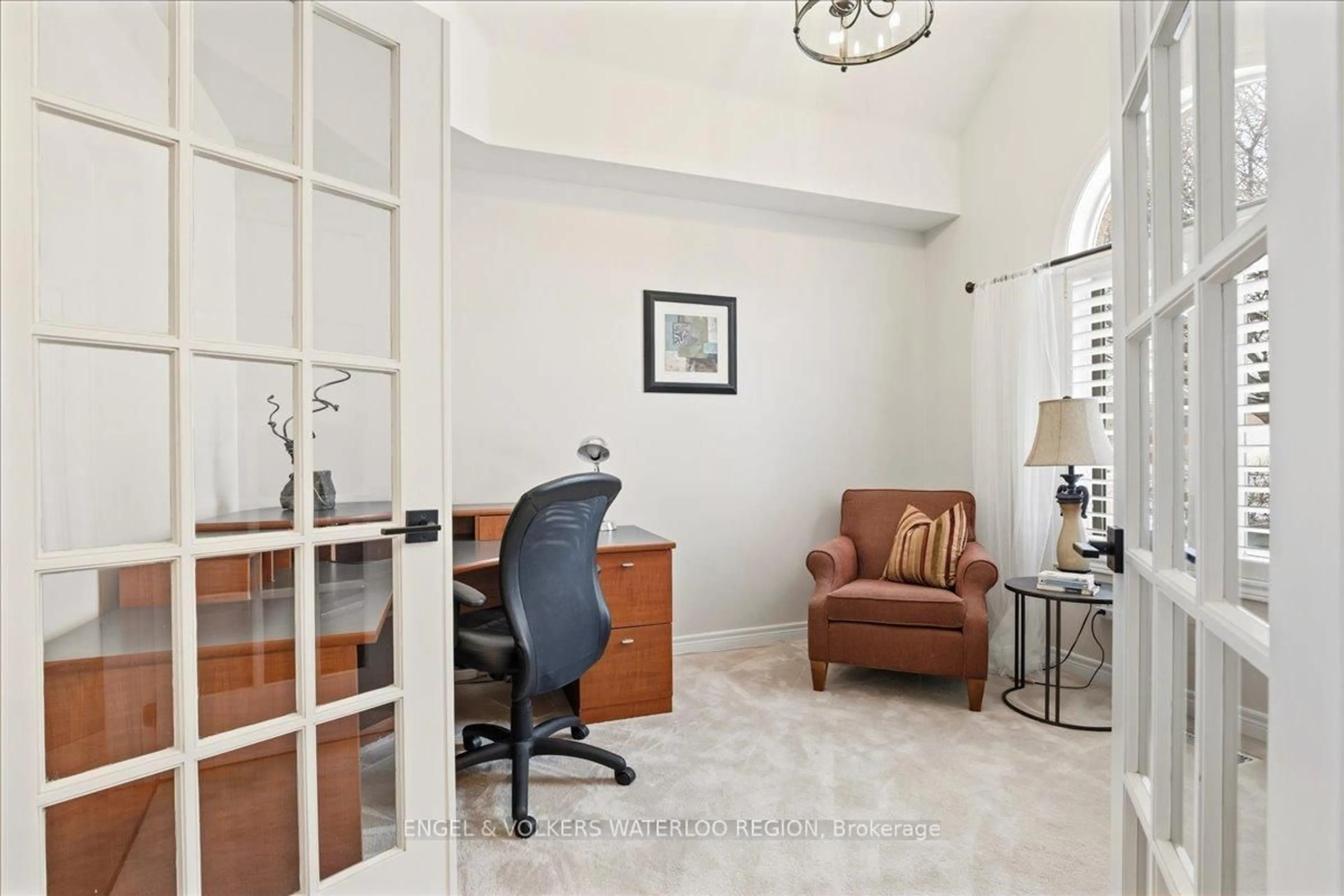 Unknown for 52 Longhurst Cres, Cambridge Ontario N1T 1R8