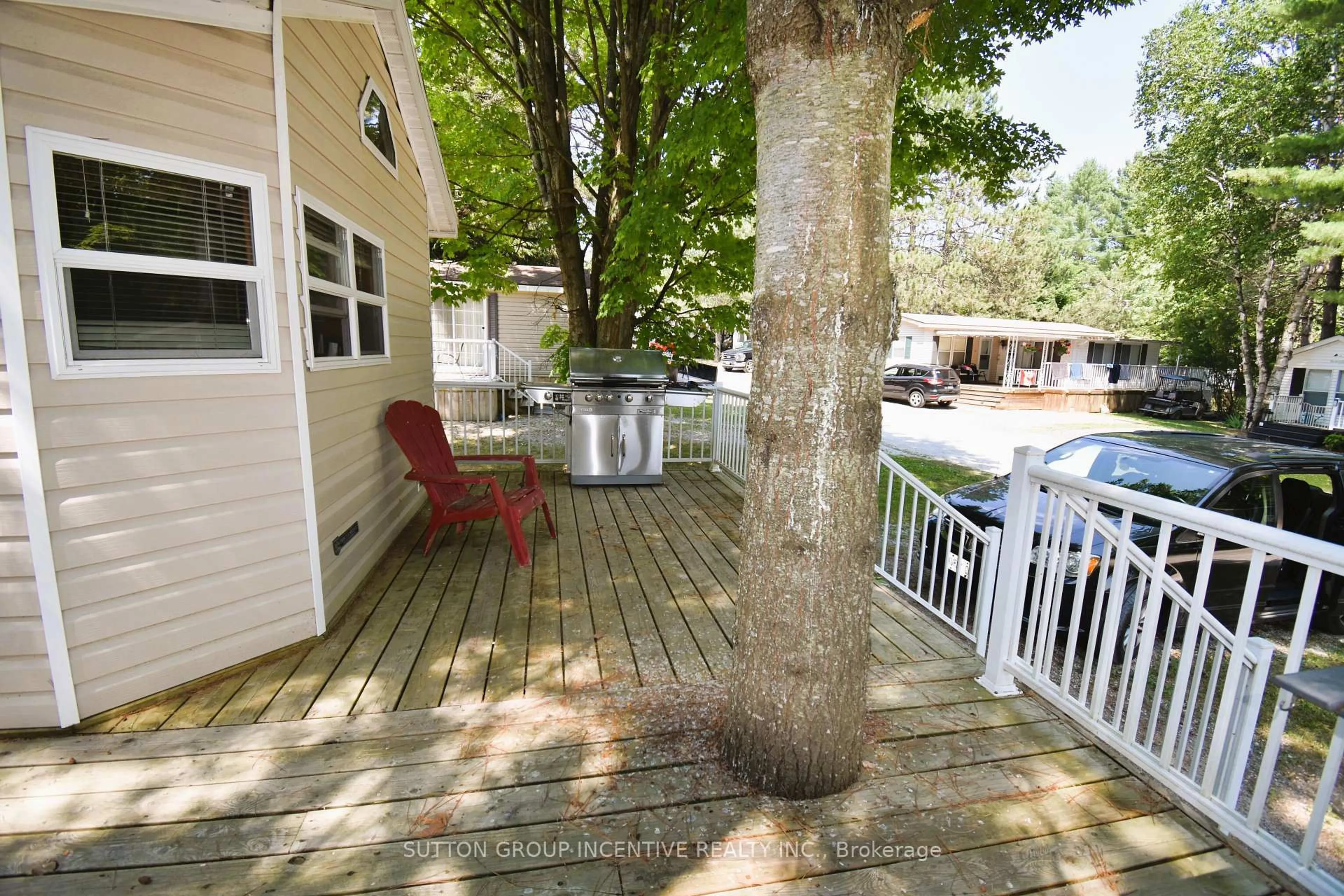 Patio, water/lake/river/ocean view for 1082 Shamrock Marina Rd #62, Gravenhurst Ontario P0E 1N0