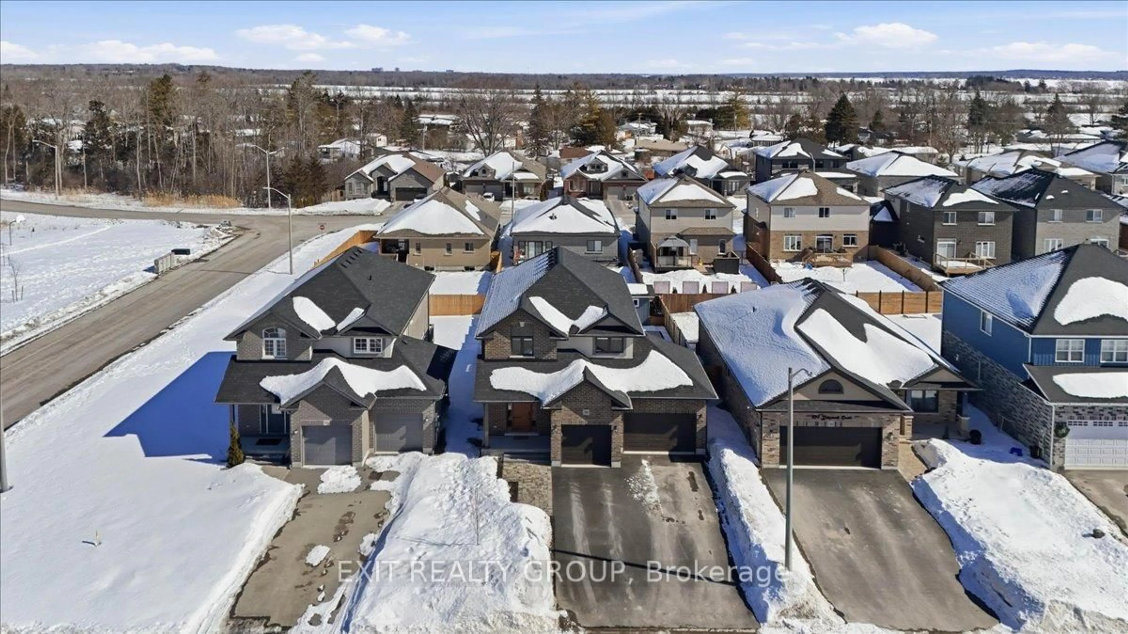 A pic from outside/outdoor area/front of a property/back of a property/a pic from drone, city buildings view from balcony for 106 Ledgerock Crt, Quinte West Ontario K8R 0A1
