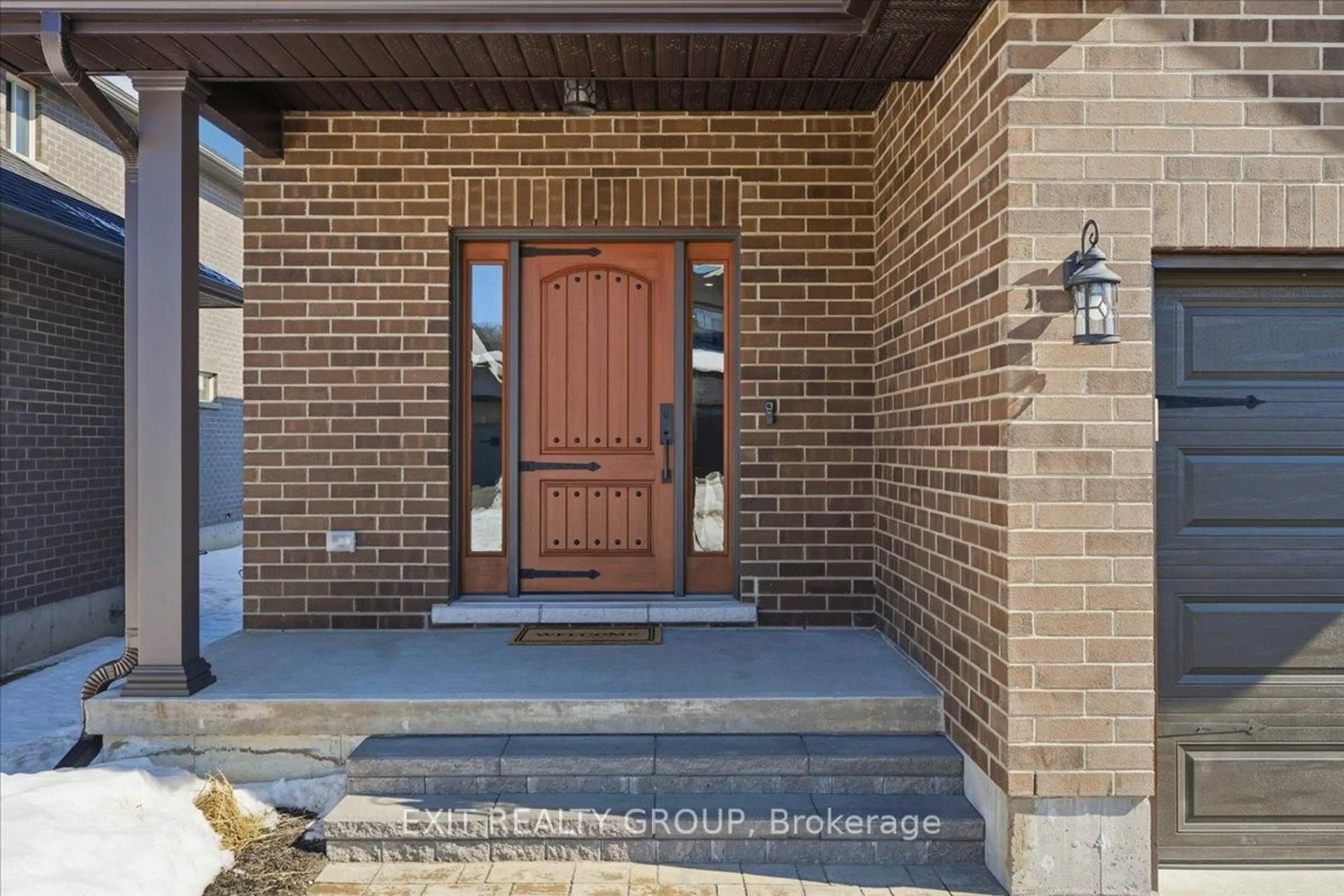 Home with brick exterior material, street for 106 Ledgerock Crt, Quinte West Ontario K8R 0A1