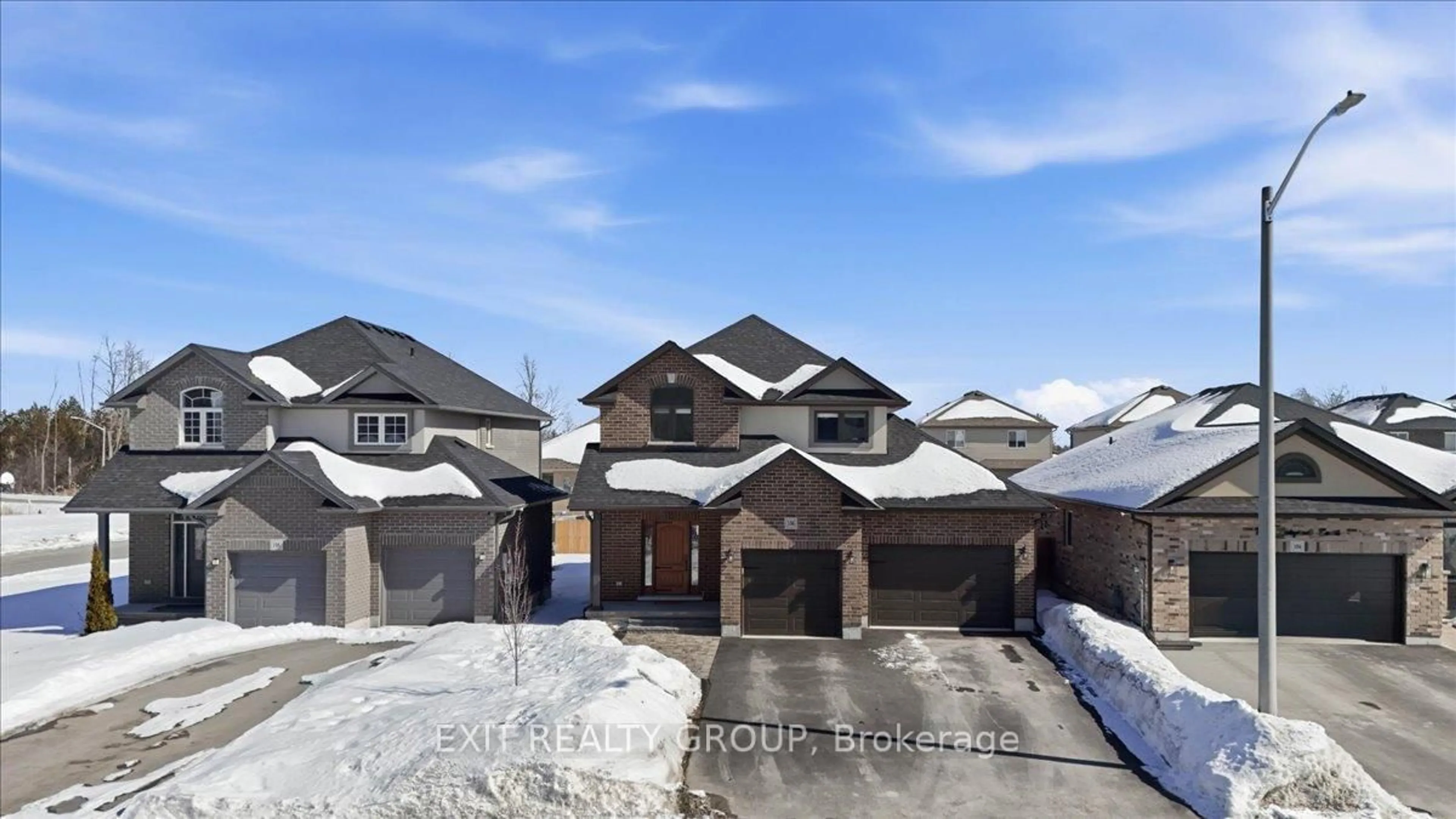 A pic from outside/outdoor area/front of a property/back of a property/a pic from drone, street for 106 Ledgerock Crt, Quinte West Ontario K8R 0A1