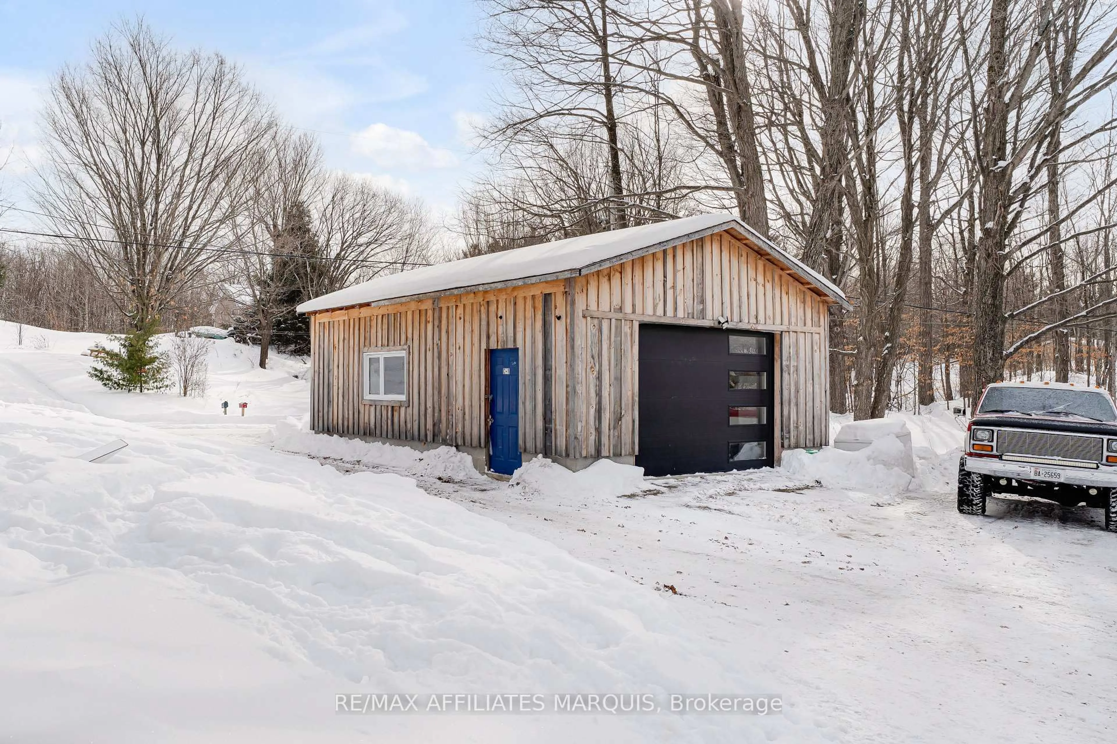 Shed for 14702 38 Rd, Sharbot Lake Ontario K0H 2P0