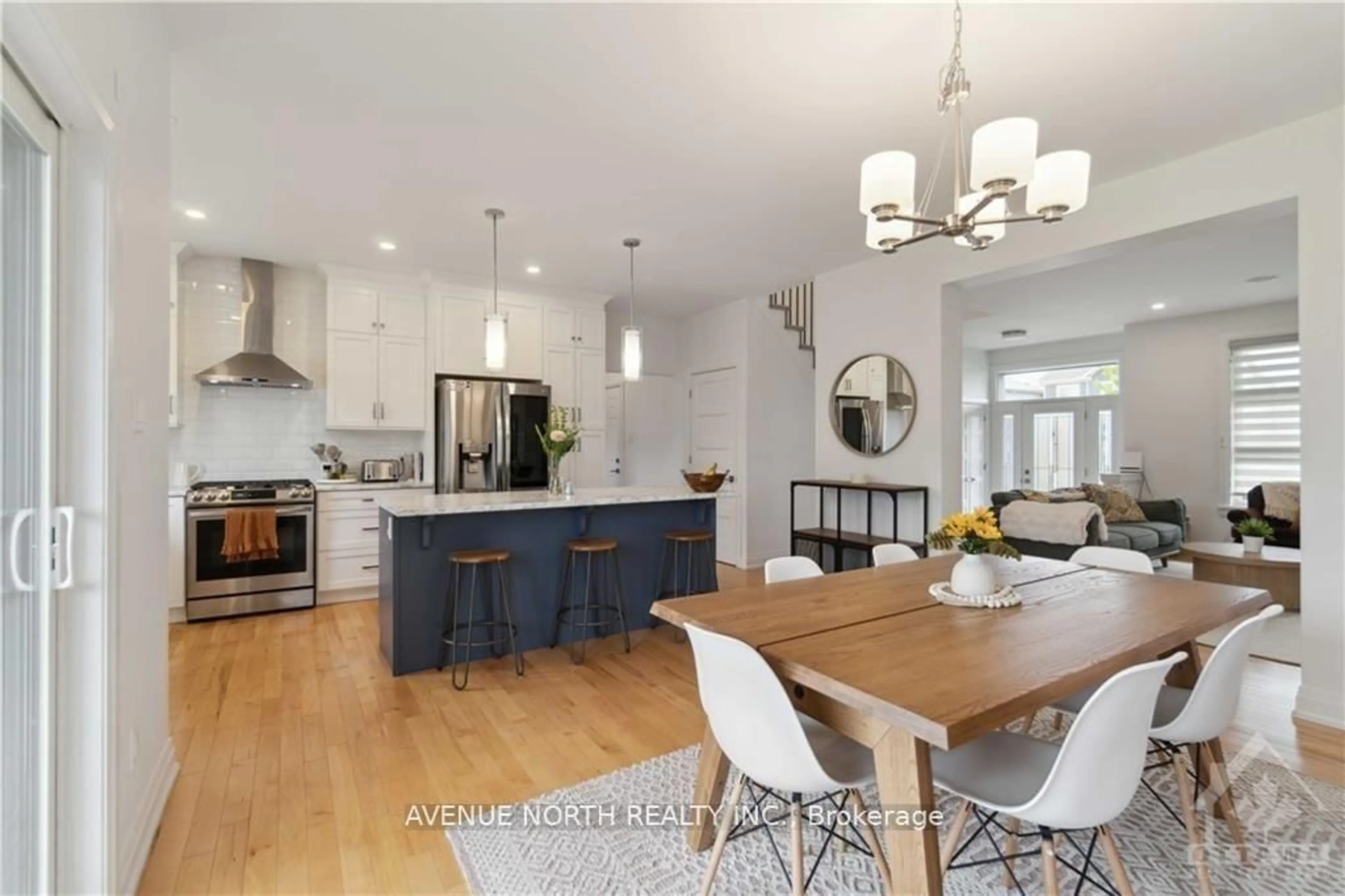 Open concept kitchen, unknown for 580 STRASBOURG St, Russell Ontario K0A 1W0