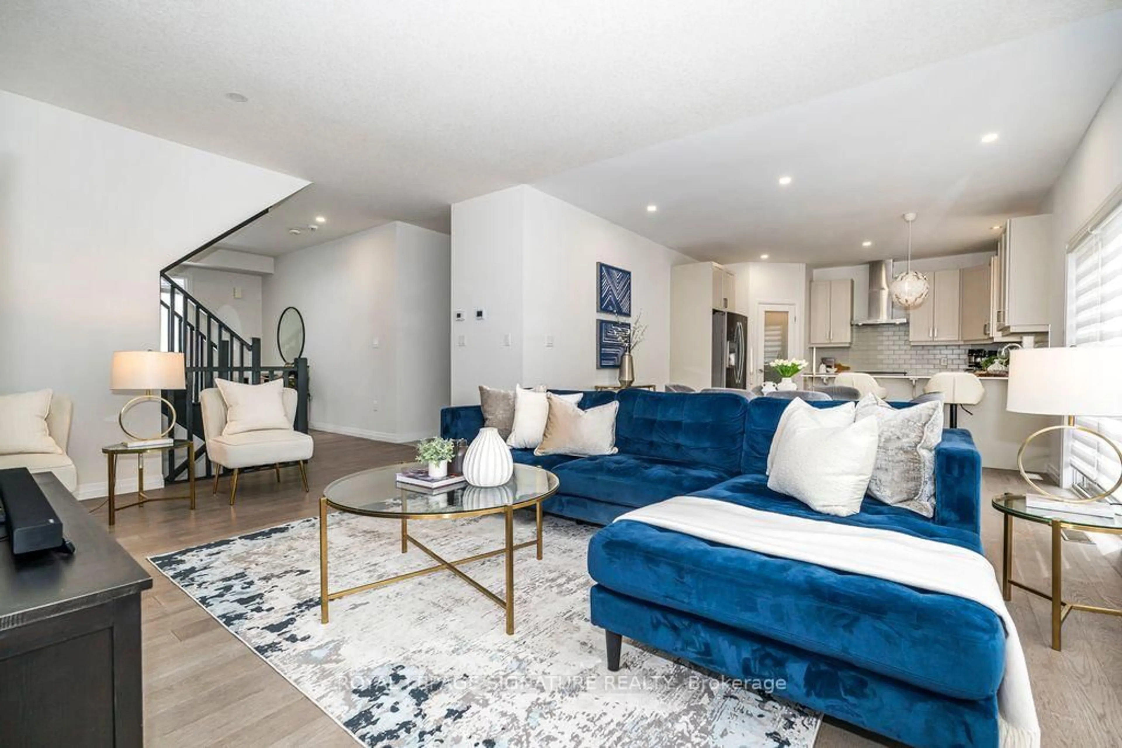 Living room with furniture, unknown for 30 Times Square Blvd #174, Hamilton Ontario L8J 0L8