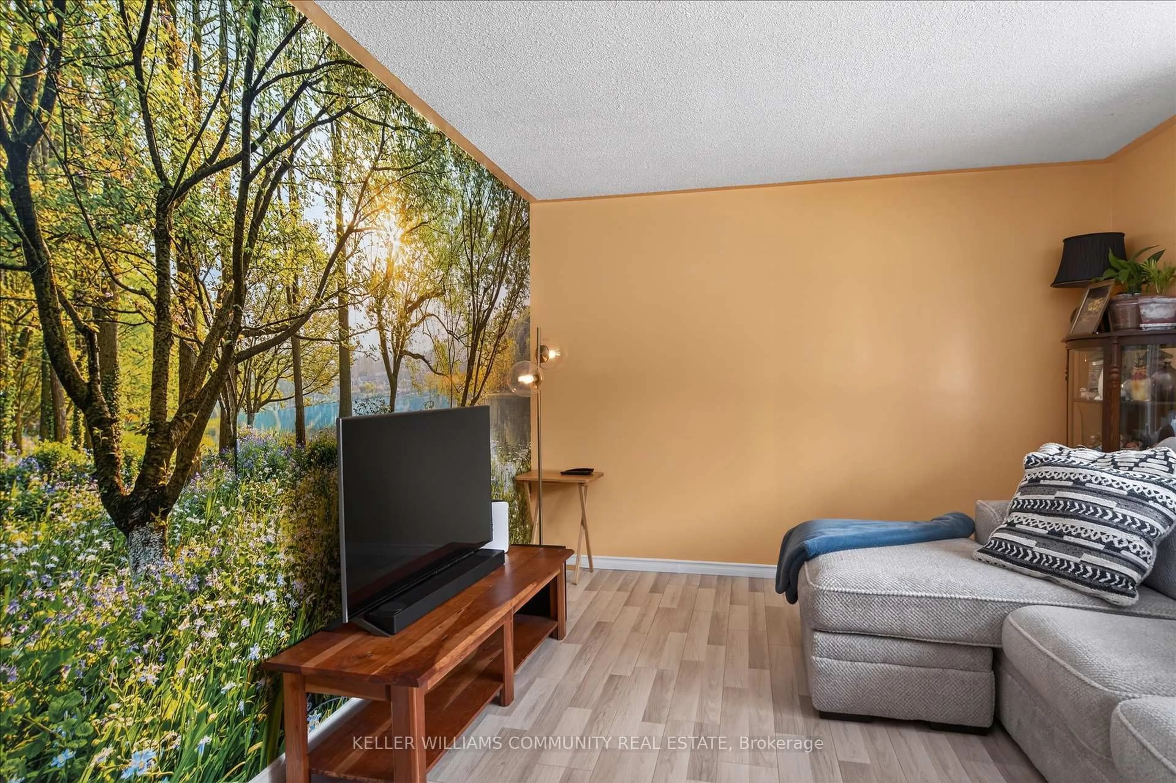 Living room with furniture, unknown for 8980 County road 50 Rd, Havelock-Belmont-Methuen Ontario K0L 1Z0