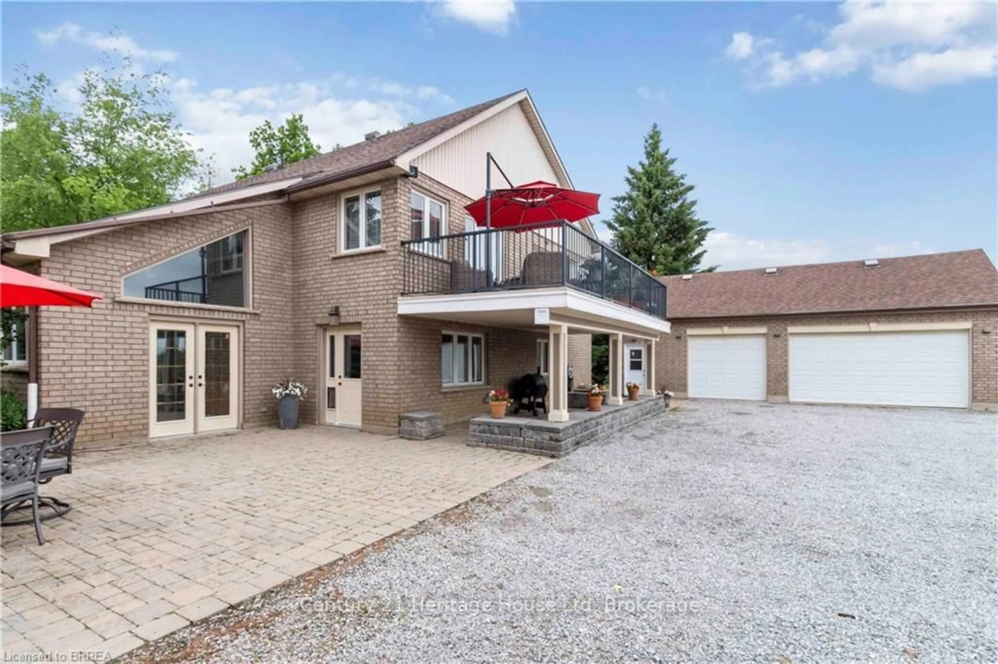 Unknown for 221 Old Onondaga Rd, Brantford Ontario N3T 5L4