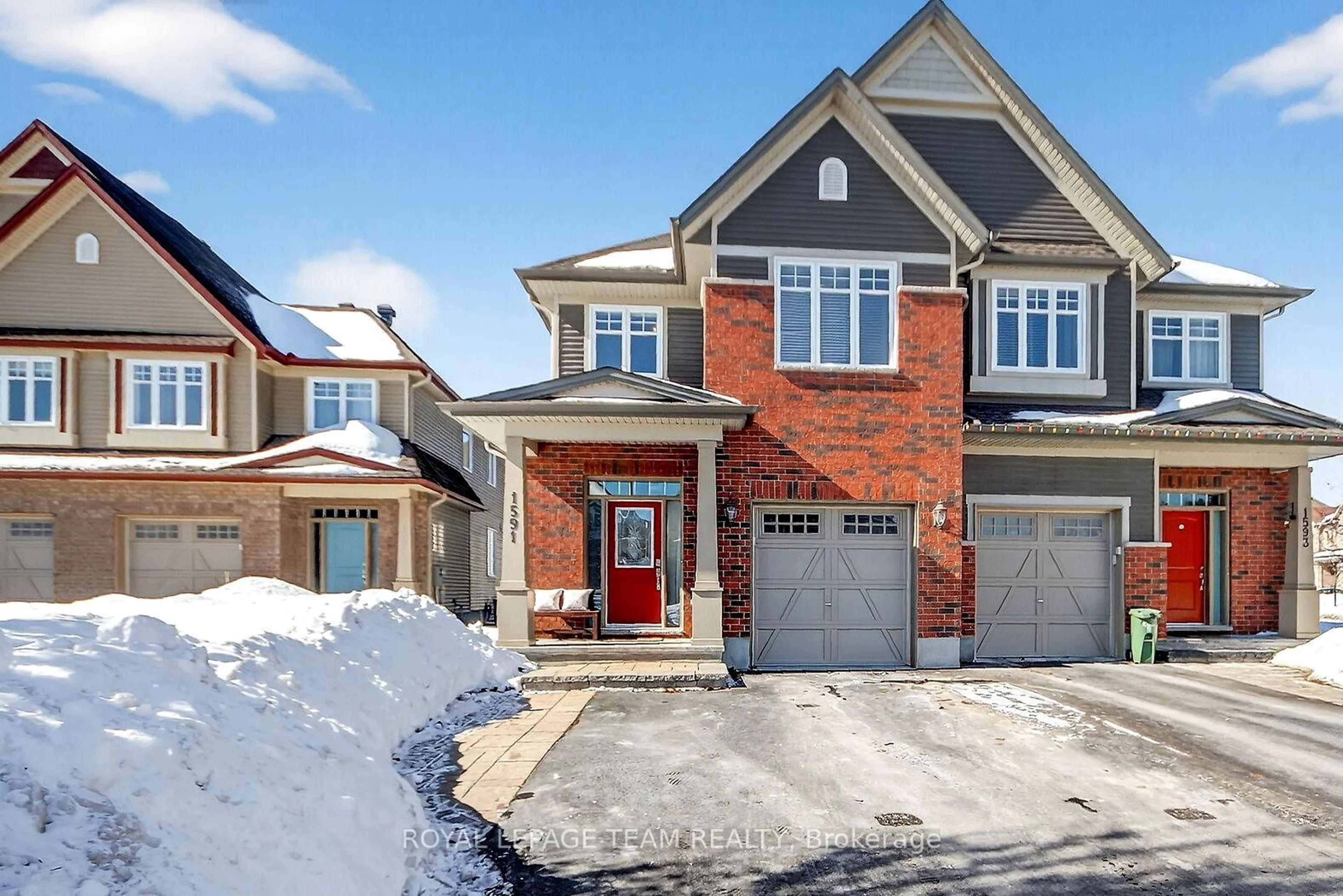 Home with brick exterior material, street for 1591 Carronbridge Circ, Ottawa Ontario K2M 0G5