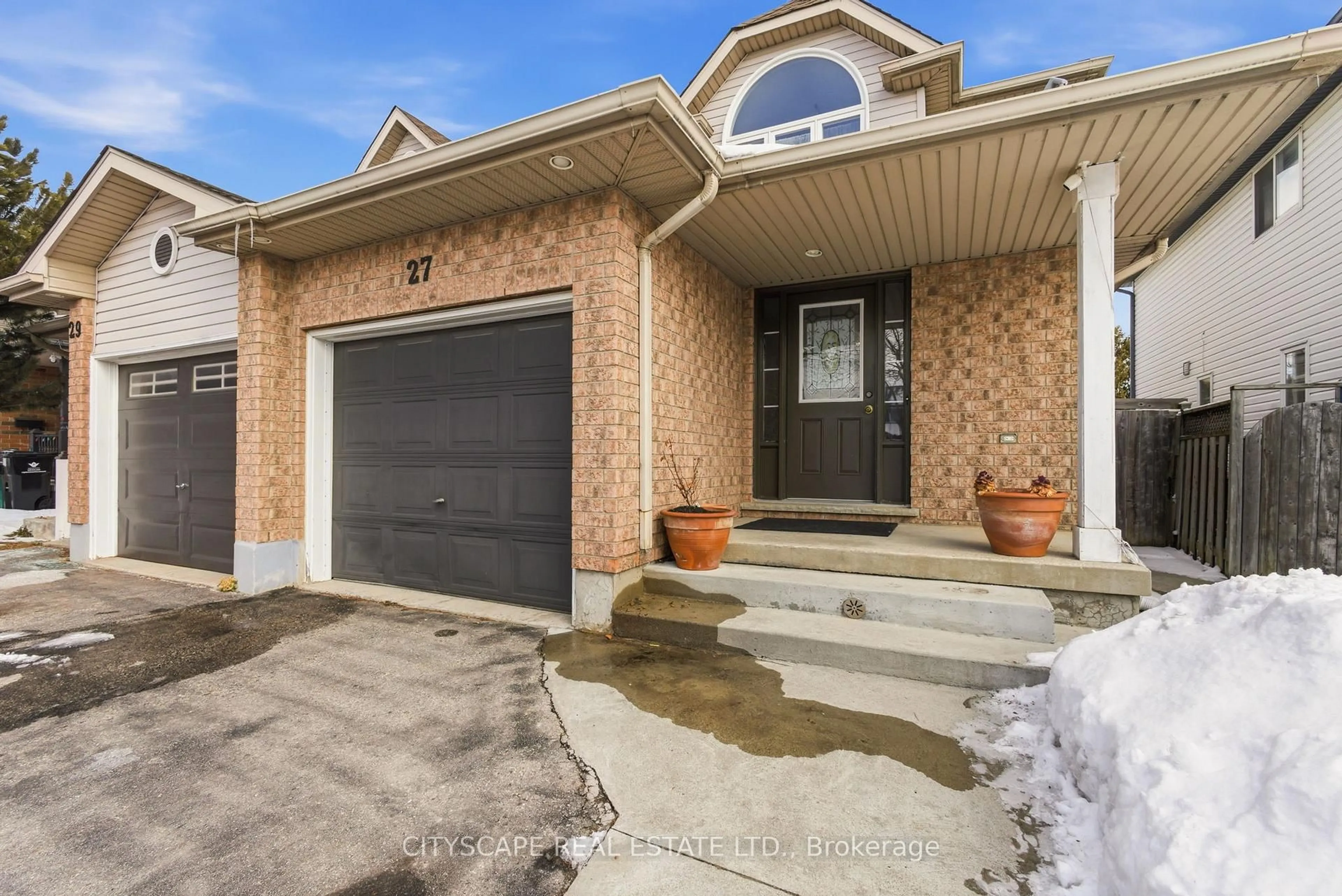 Home with brick exterior material, street for 27 Whittaker Cres, Cambridge Ontario N1T 1Z4