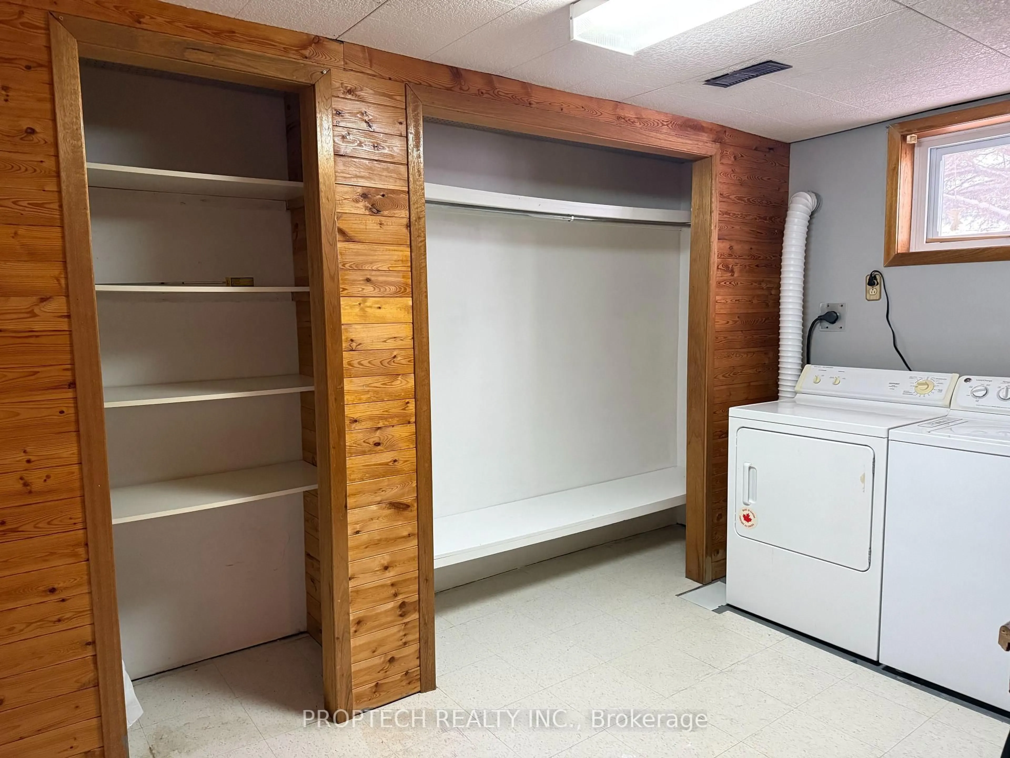 Storage room or clothes room or walk-in closet for 1729 Charles Crt, Greater Sudbury Ontario P3N 1H3