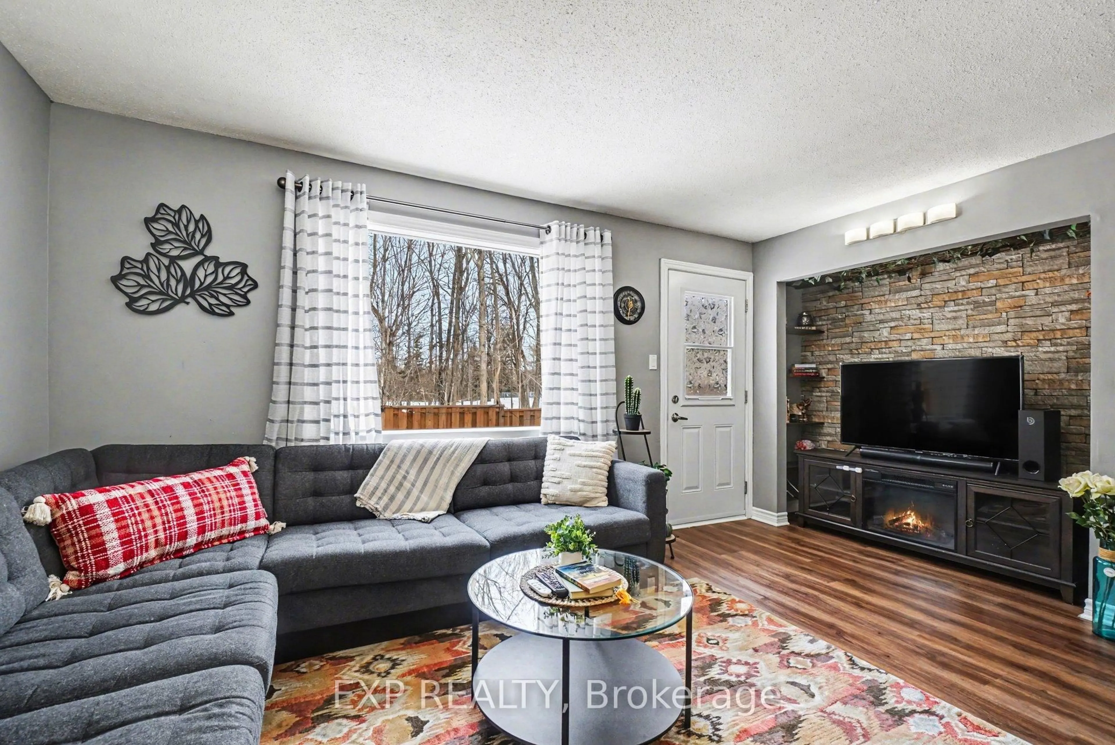 Living room with furniture, unknown for 185 Teal Cres, Orleans Ontario K1E 2C3