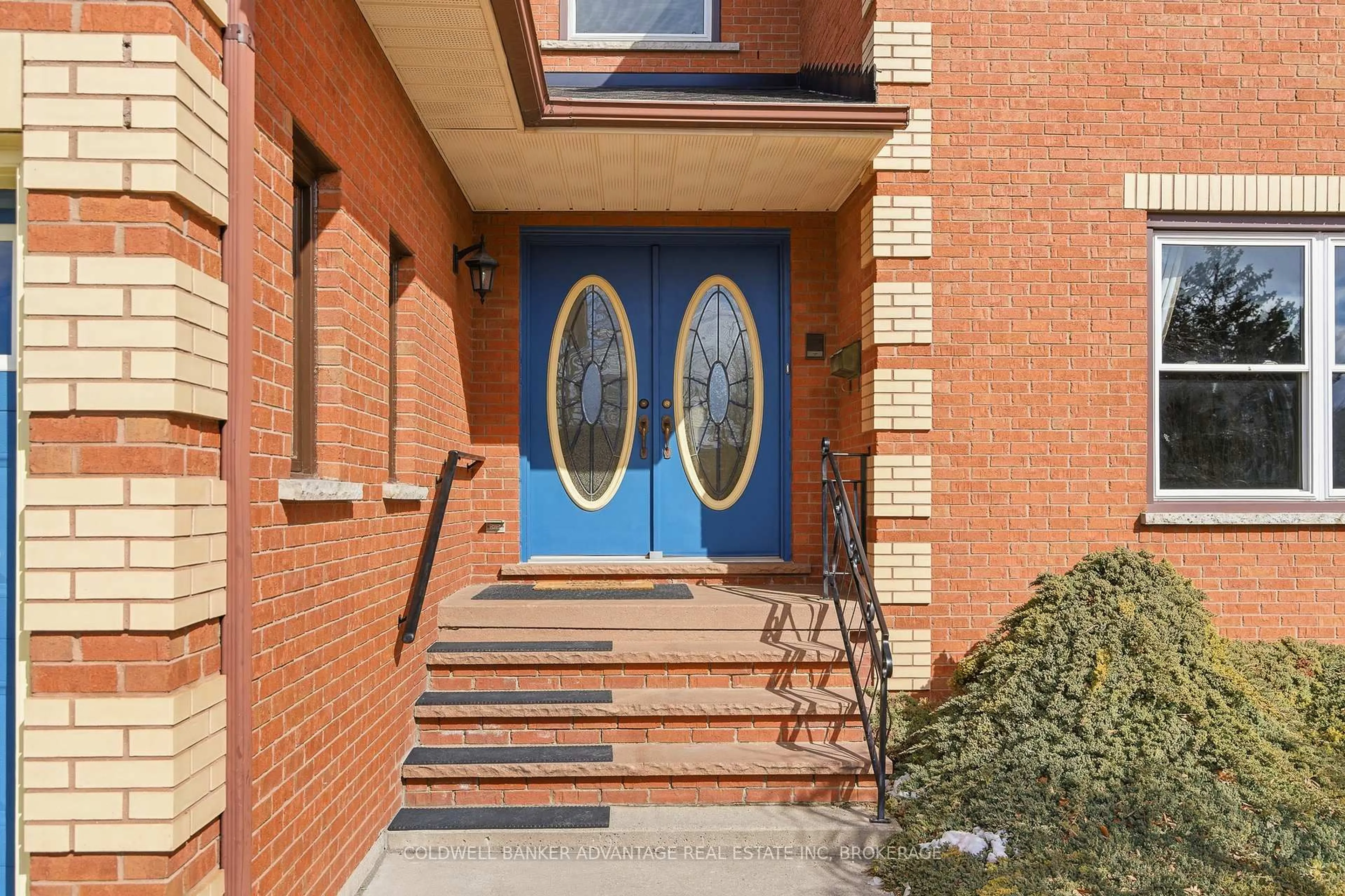 Home with brick exterior material, street for 137 Valera Dr, Hamilton Ontario L8E 4T1