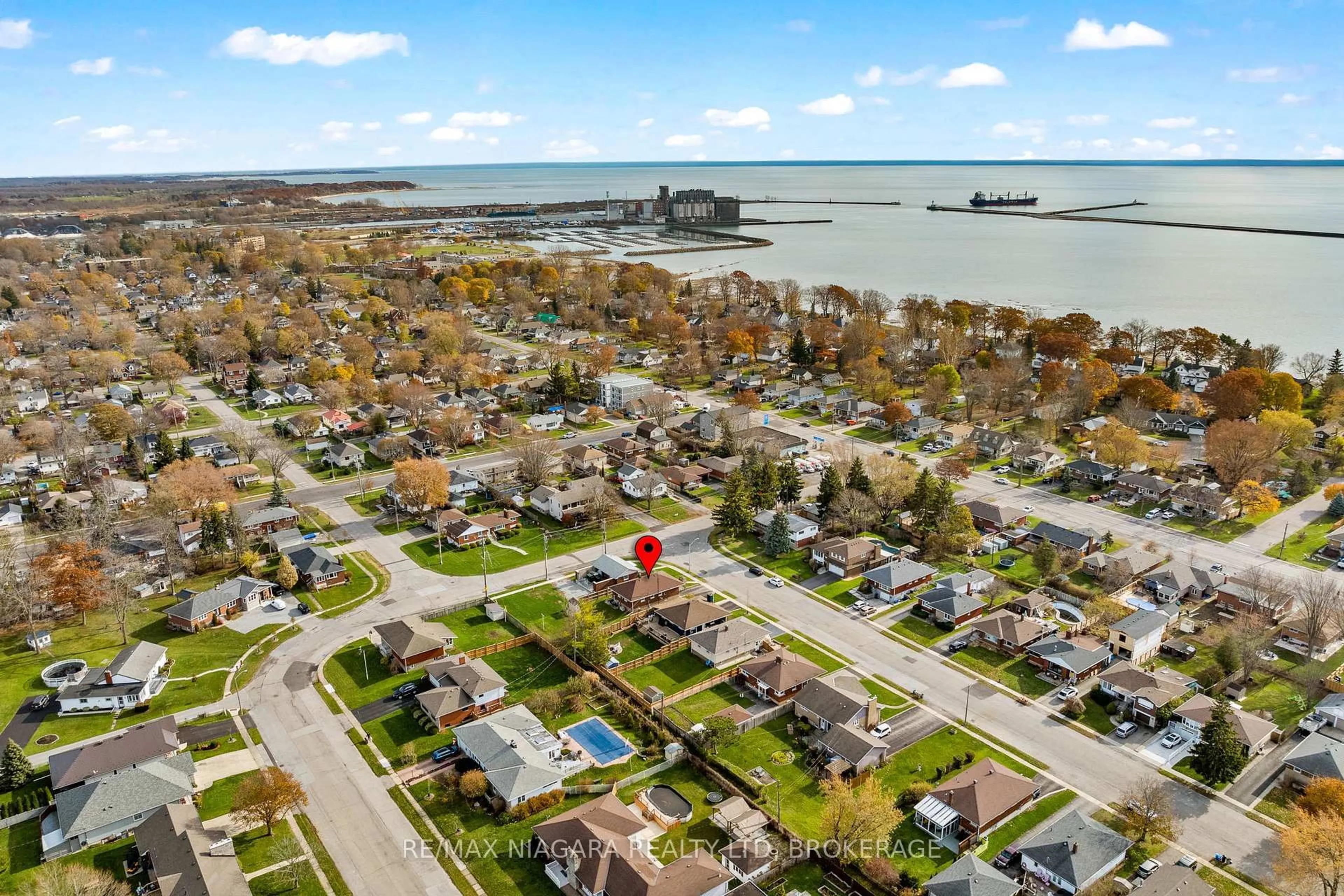 A pic from outside/outdoor area/front of a property/back of a property/a pic from drone, water/lake/river/ocean view for 7 South Cres, Port Colborne Ontario L3K 2X8