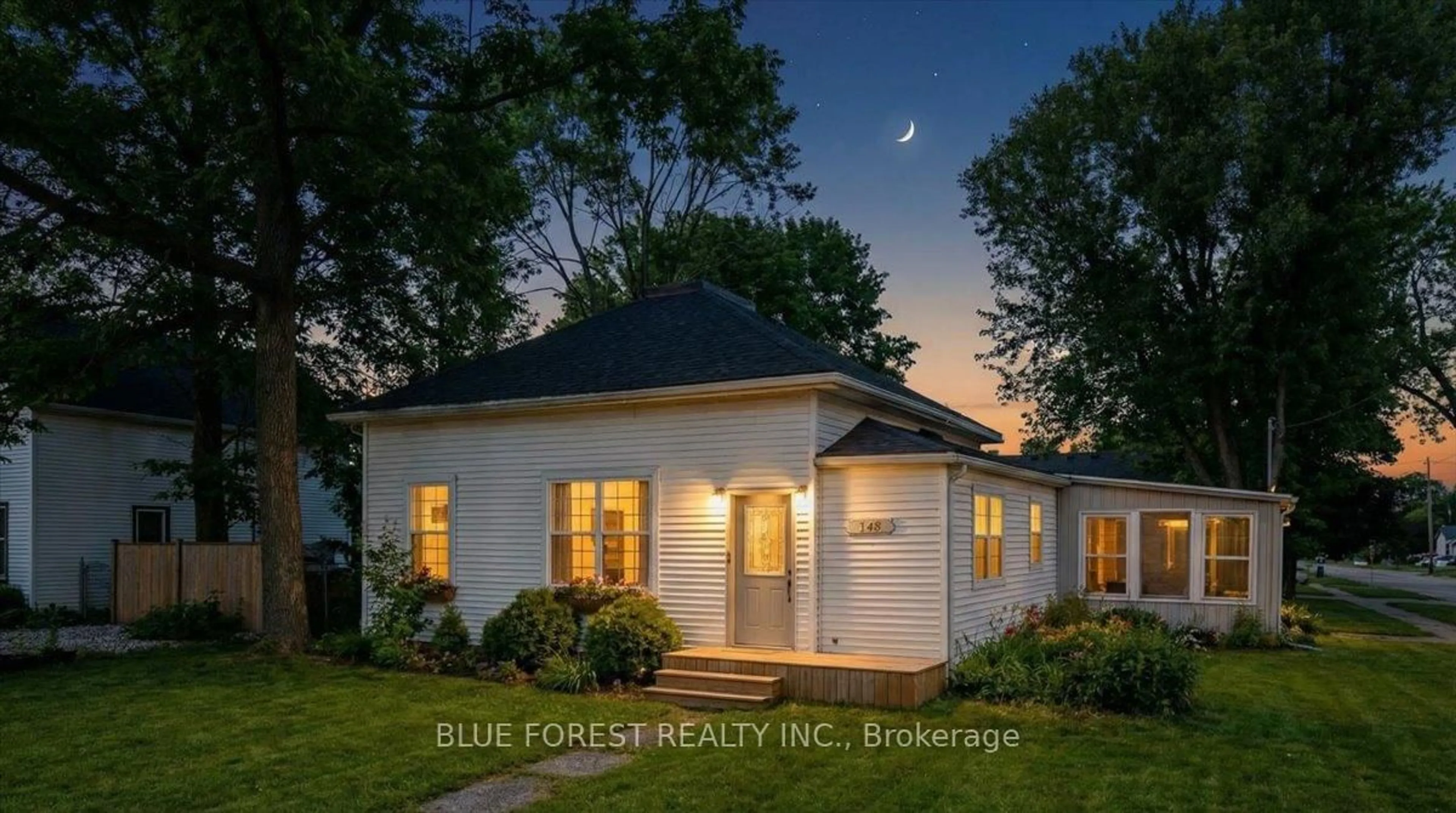 Unknown for 148 Main St, West Elgin Ontario N0L 2P0