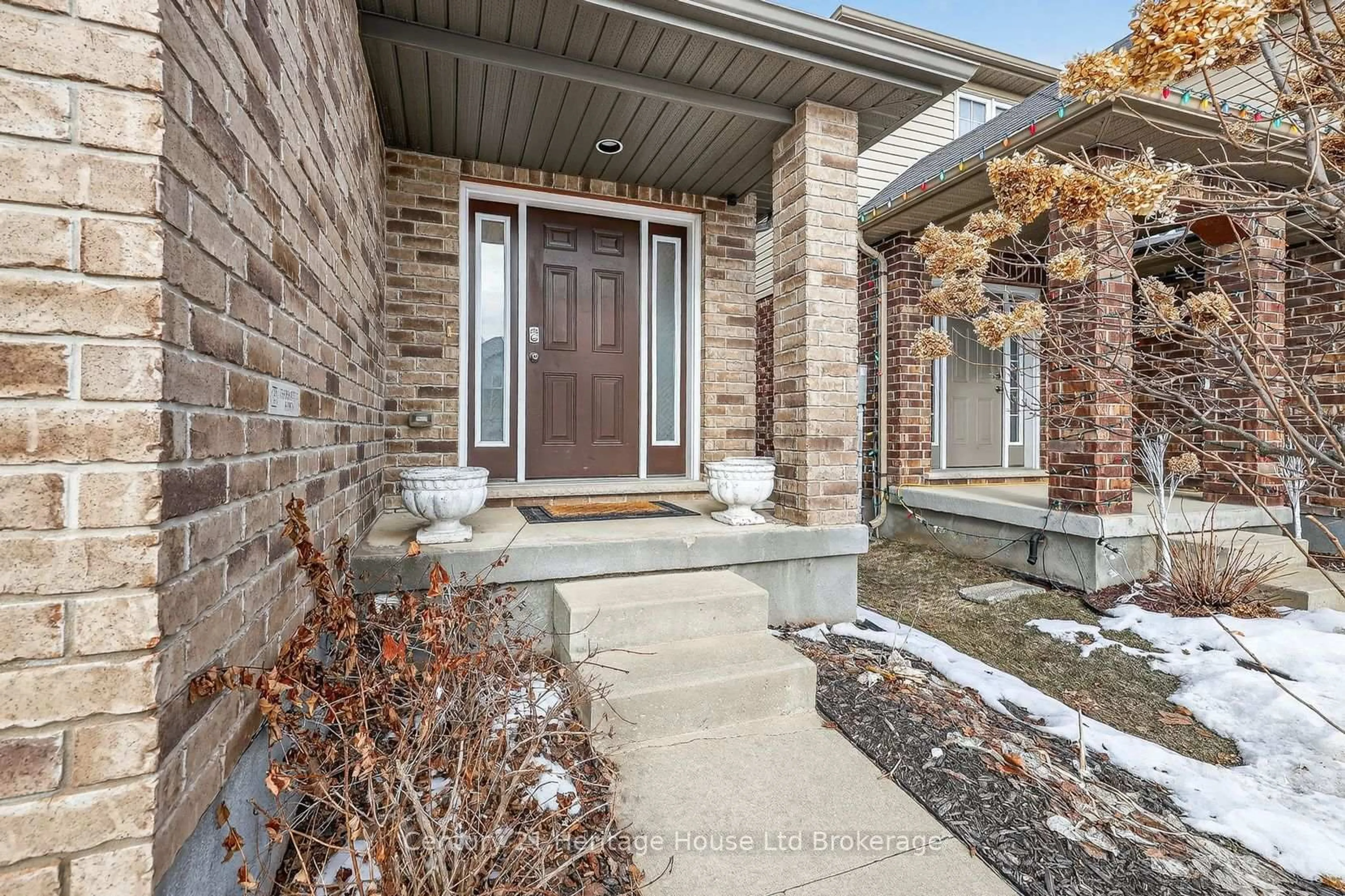 Home with brick exterior material, street for 464 Champlain Ave, Woodstock Ontario N4V 0A7