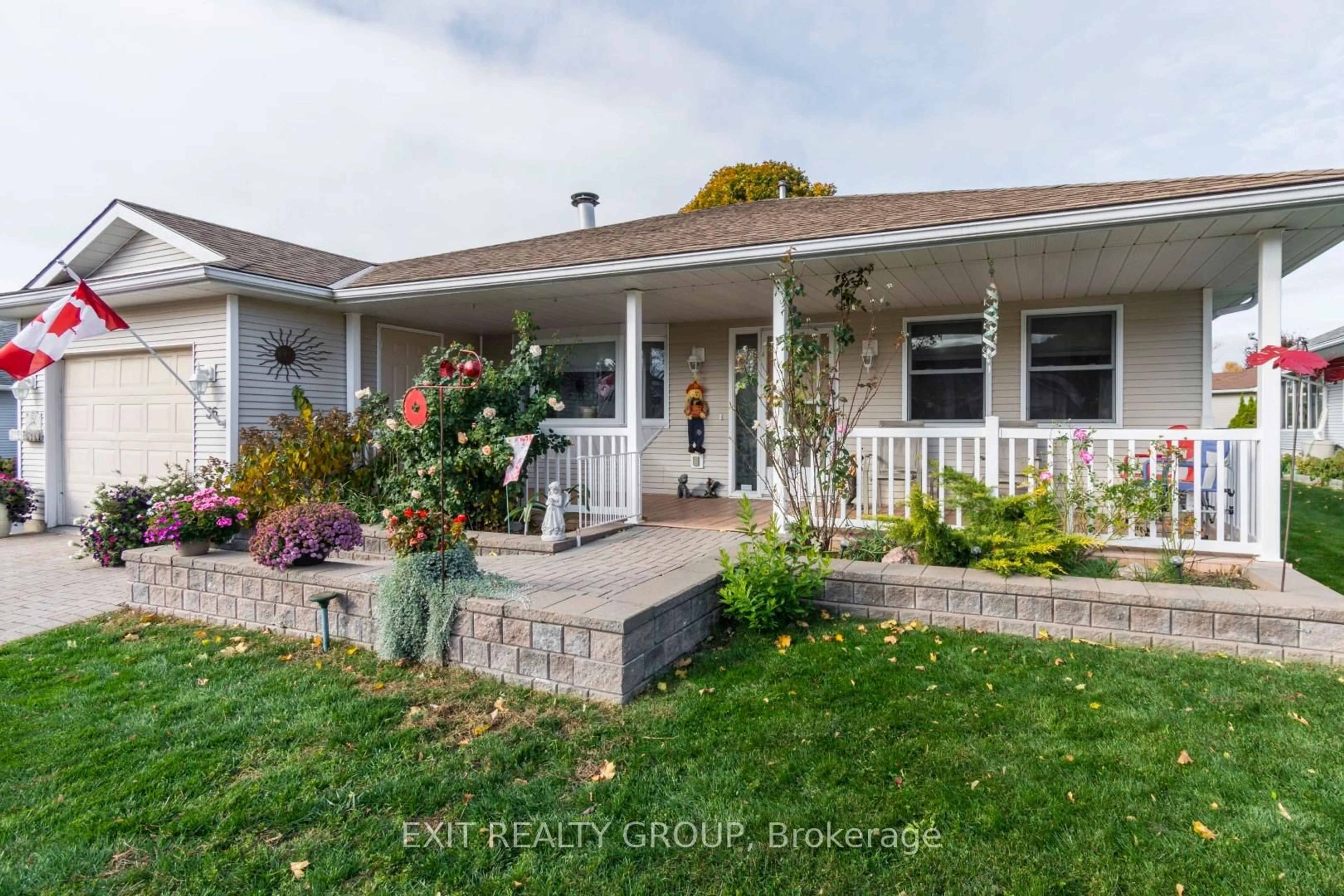 A pic from outside/outdoor area/front of a property/back of a property/a pic from drone, unknown for 36 Cretney Dr, Prince Edward County Ontario K0K 3L0