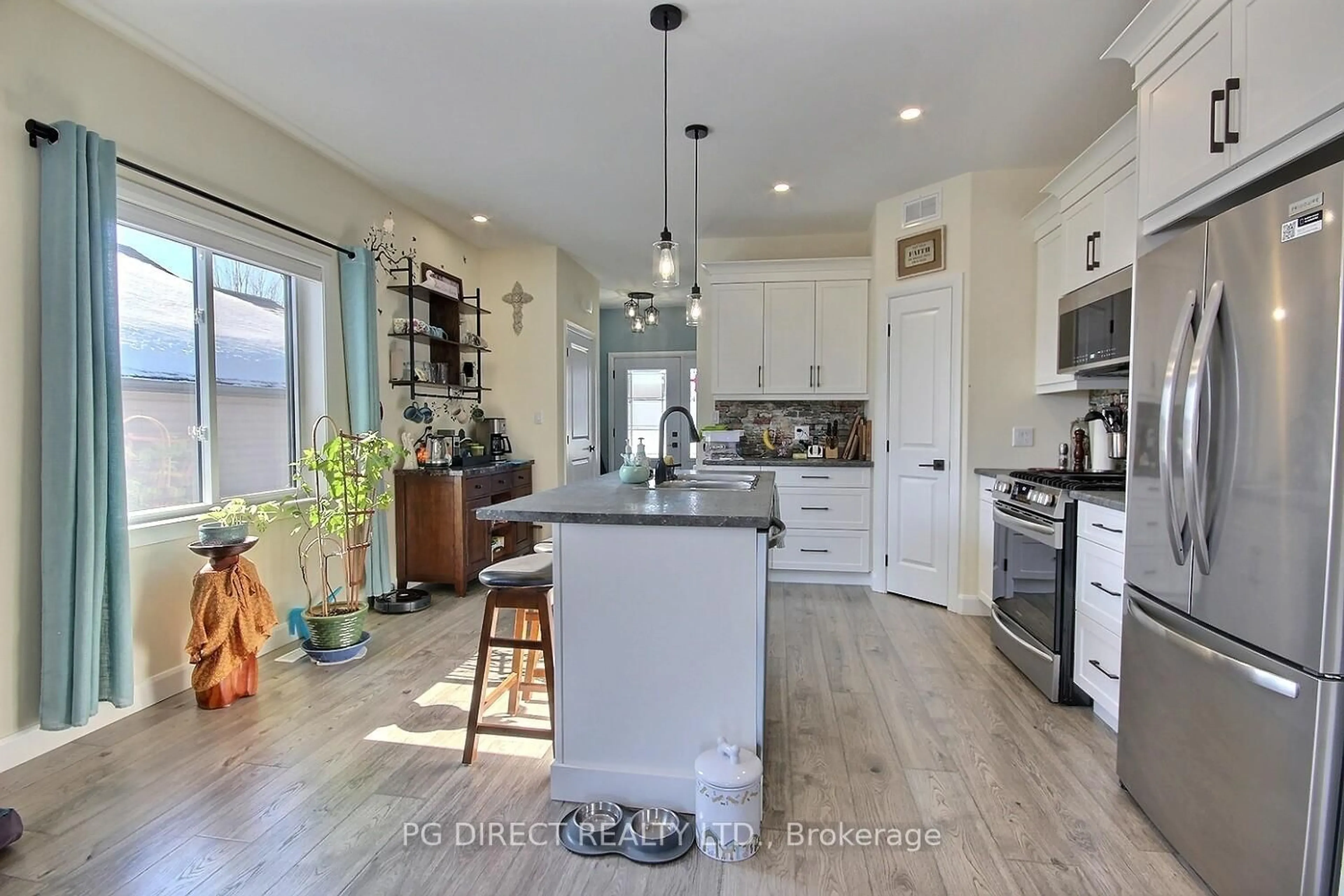 Open concept kitchen, ceramic/tile floor for 5 Cedarwood St, Hastings Ontario K0K 2C0