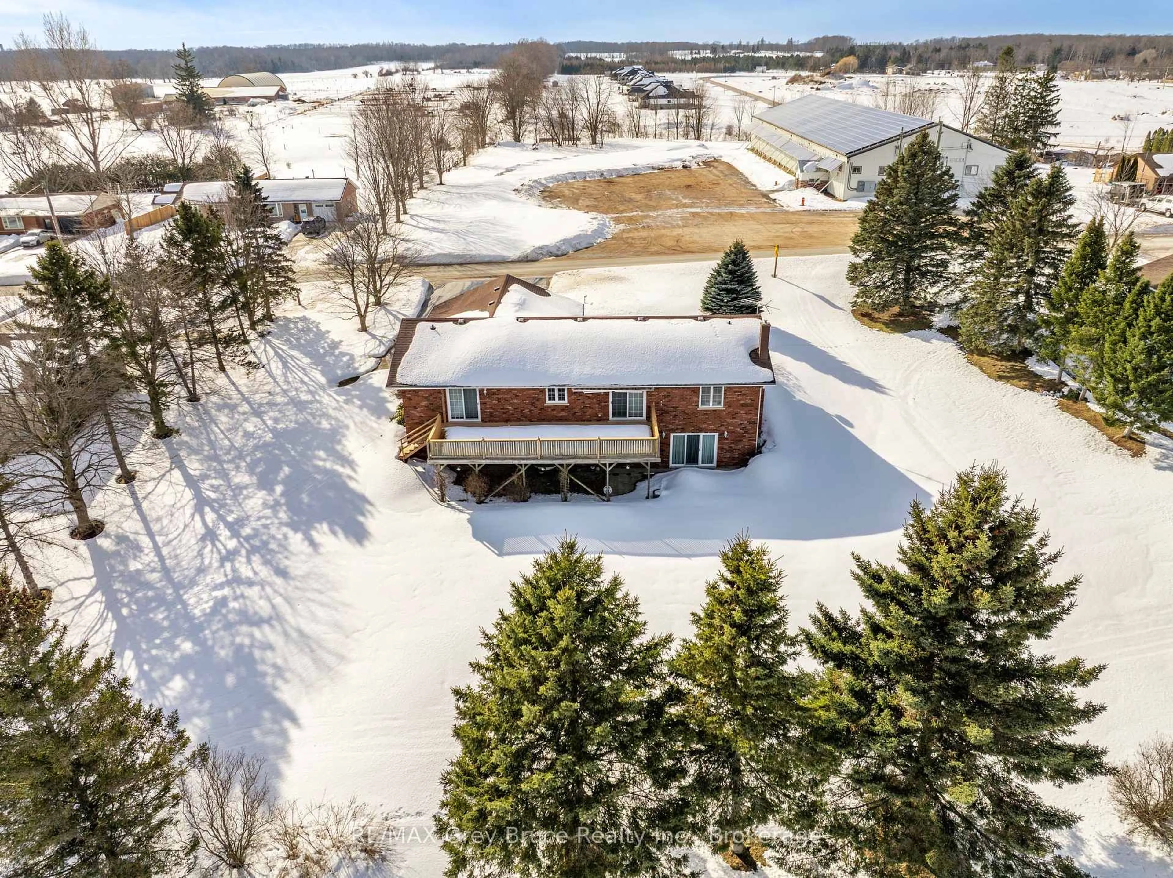 A pic from outside/outdoor area/front of a property/back of a property/a pic from drone, unknown for 137531 7th Concession, Georgian Bluffs Ontario N4K 5N5