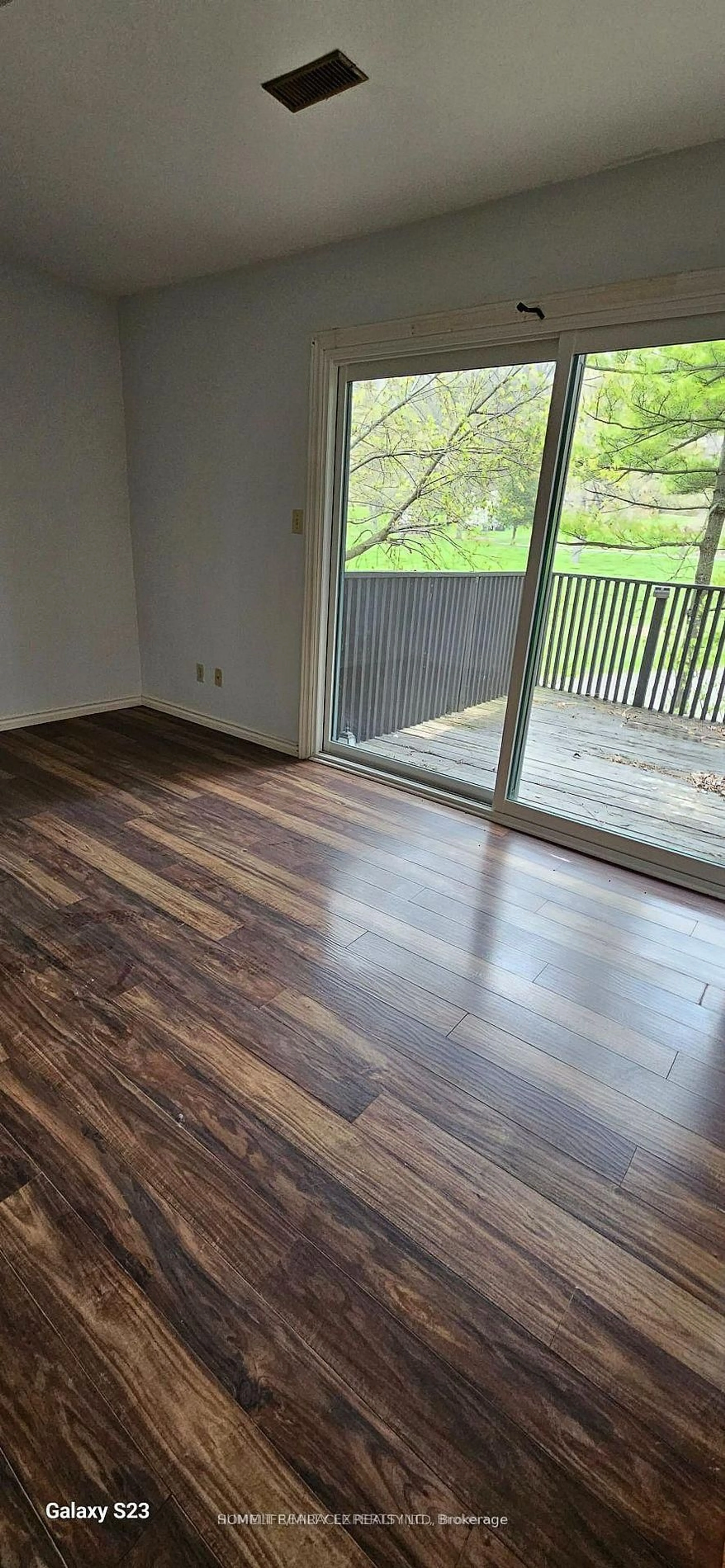 A pic of a room for 1983 Main St #13, Hamilton Ontario L8S 4R3