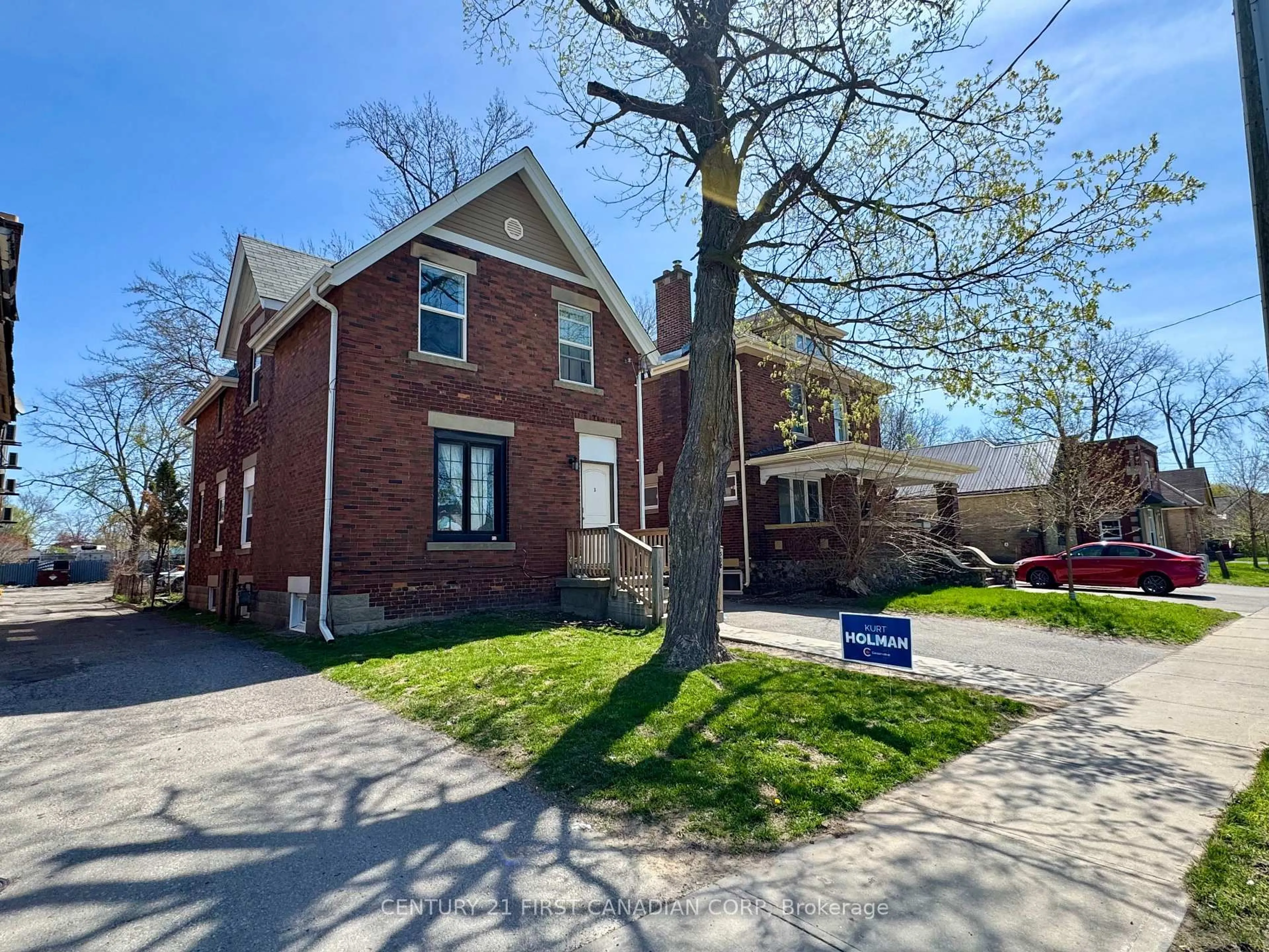 Home with brick exterior material, street for 302 Egerton St, London East Ontario N5Z 2G7