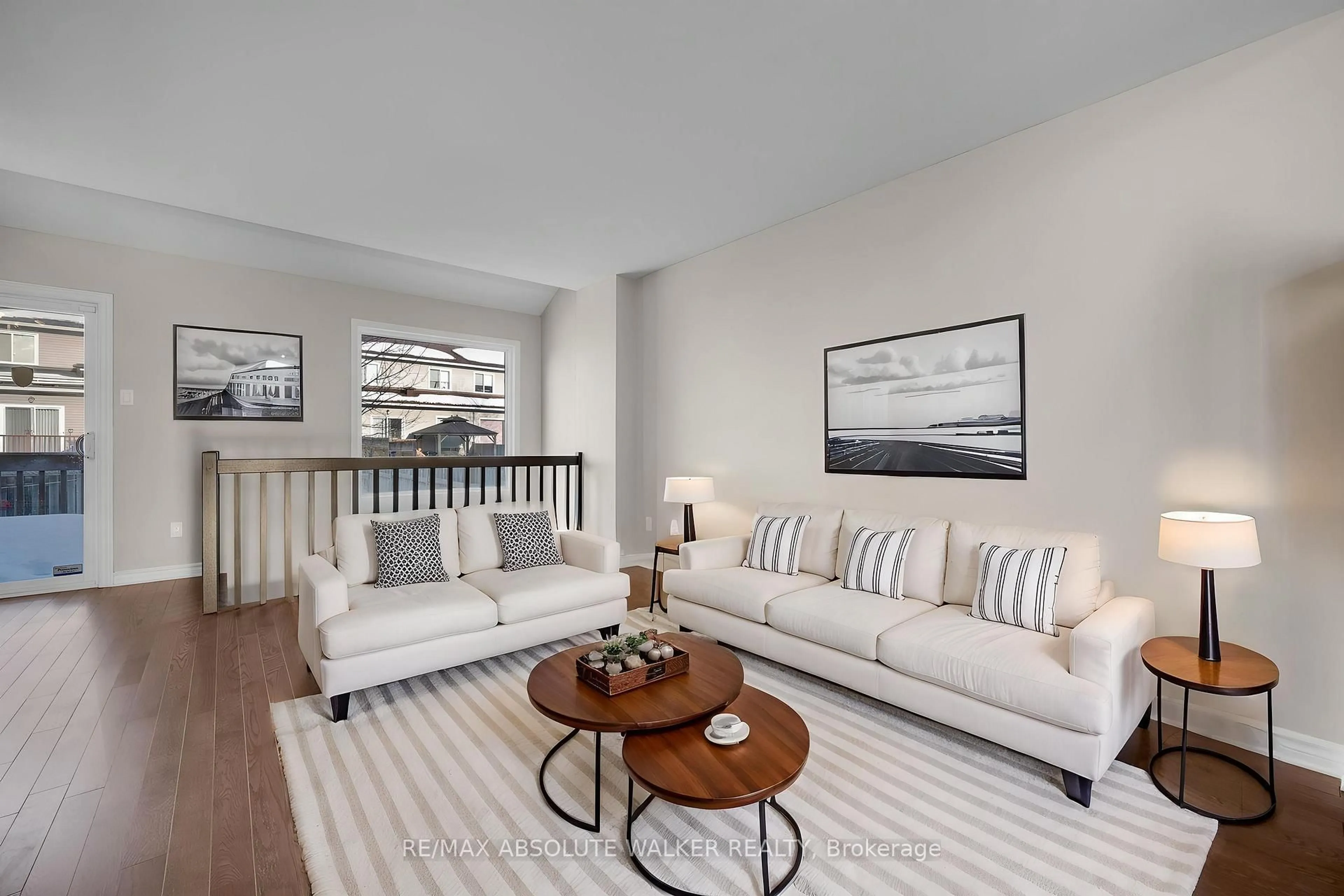 Living room with furniture, unknown for 1538 Briarfield Cres, Ottawa Ontario K4A 1Z9