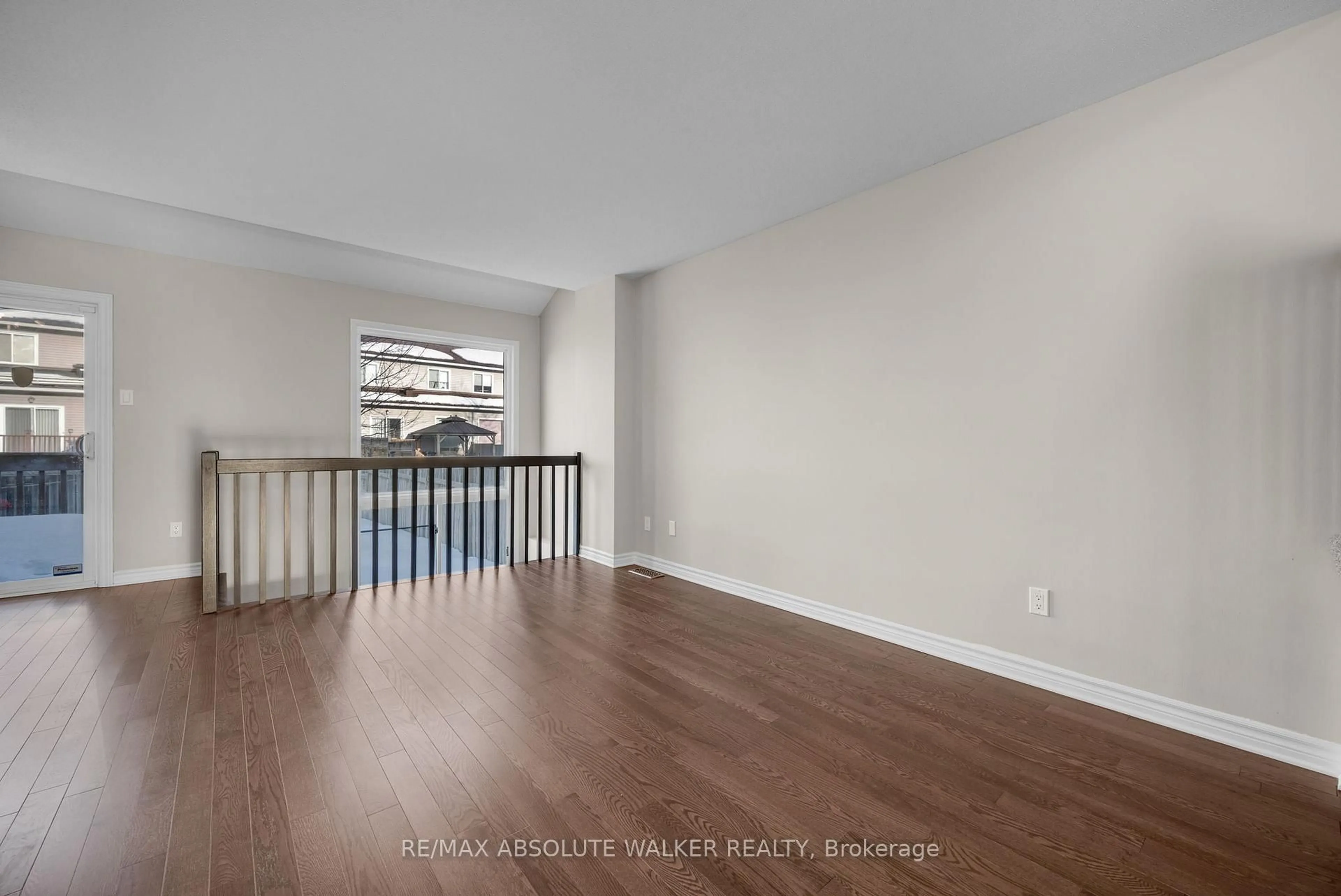 A pic of a room for 1538 Briarfield Cres, Ottawa Ontario K4A 1Z9