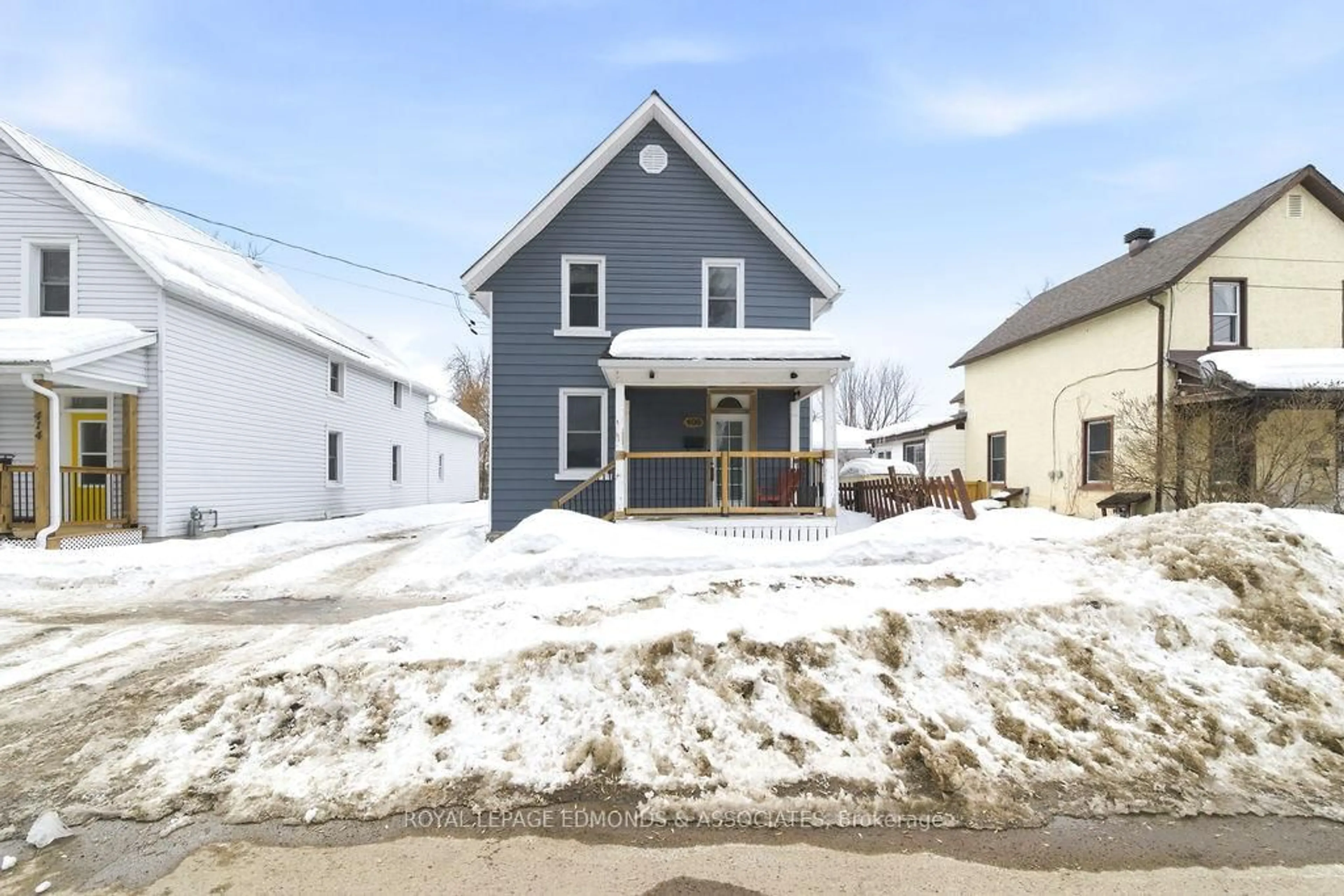 Unknown for 408 Moffat St, Pembroke Ontario K8A 3X9