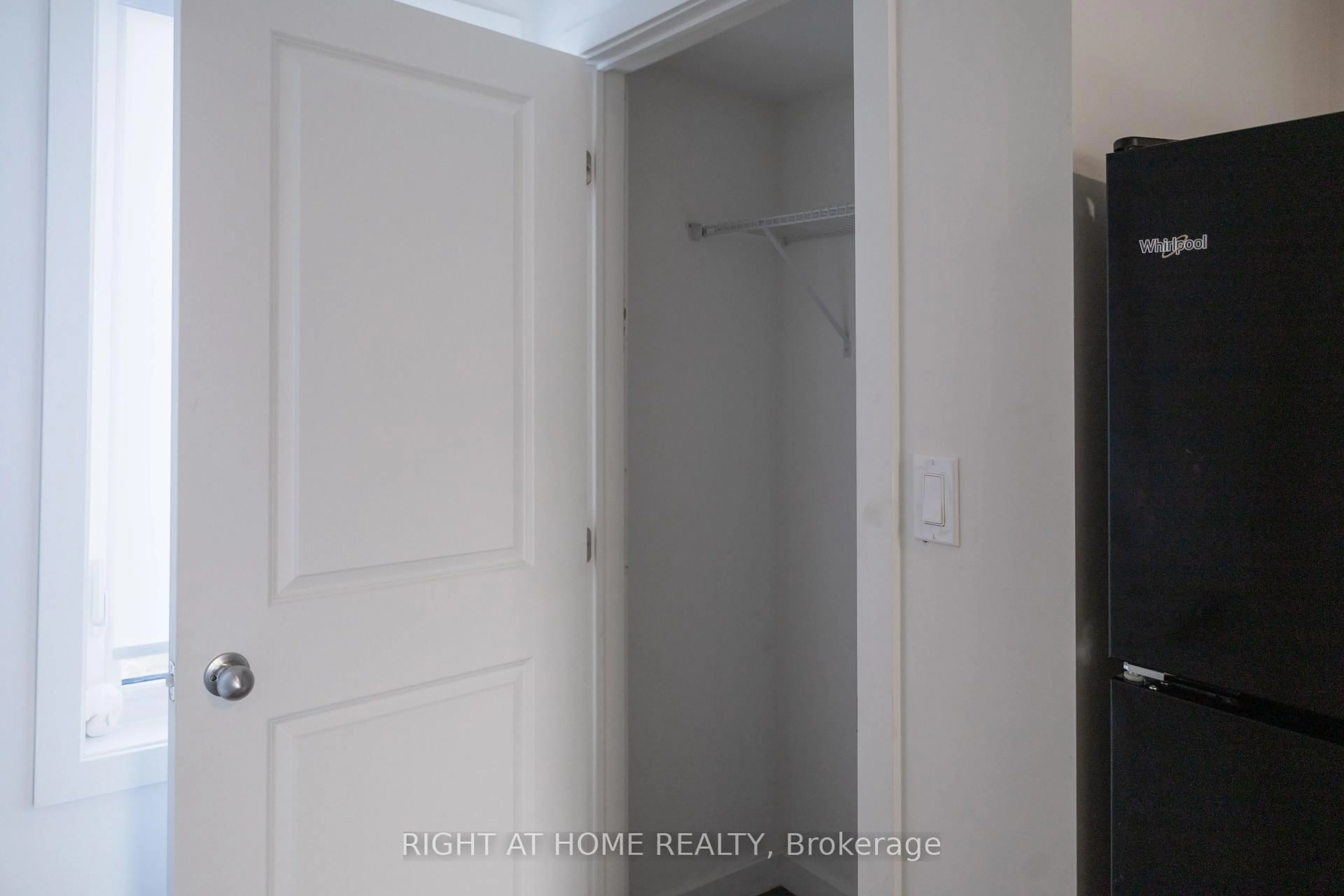 A pic of a room for 396 Chaffey St, Welland Ontario L3B 2W4