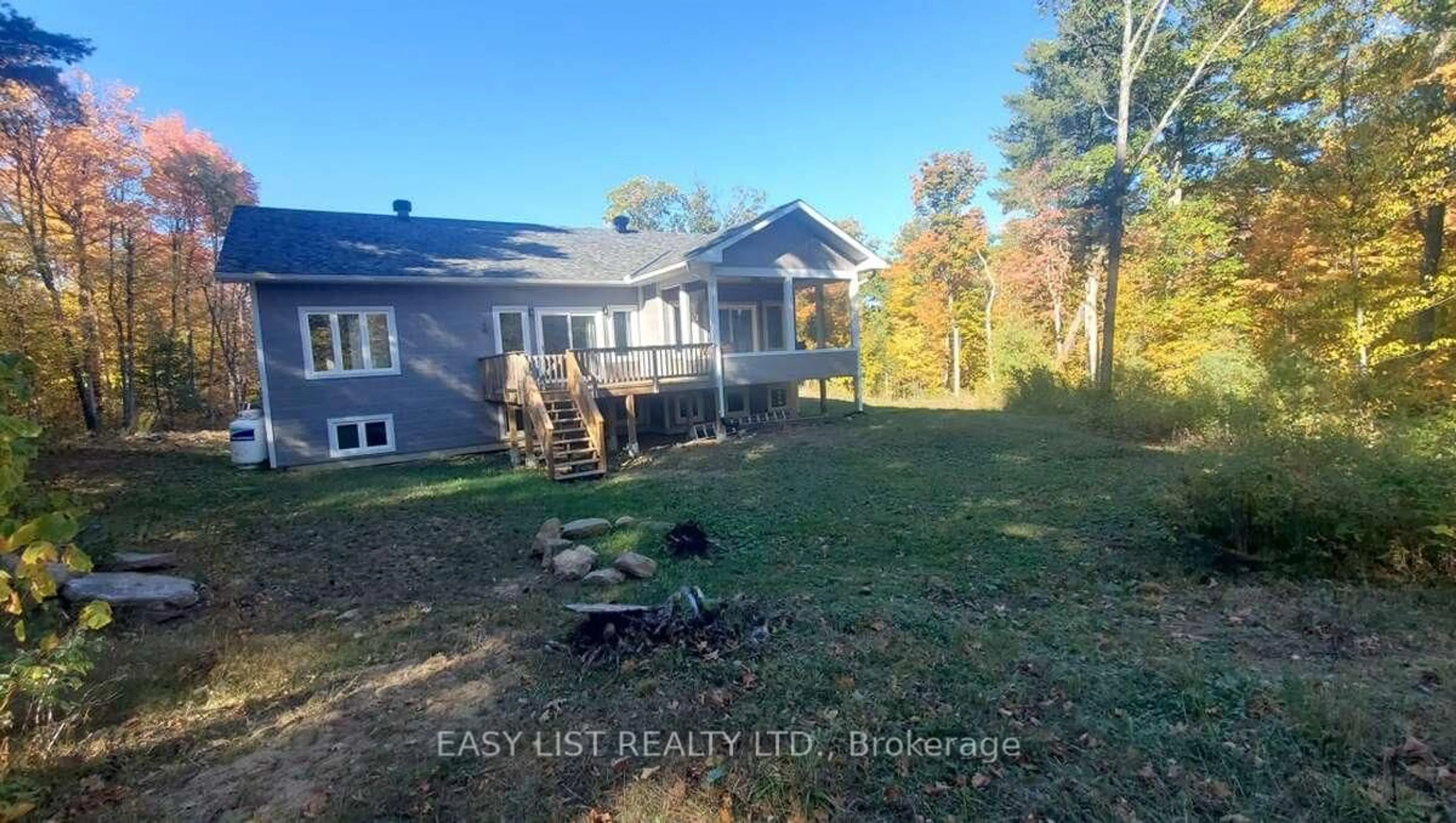 A pic from outside/outdoor area/front of a property/back of a property/a pic from drone, unknown for 803 Barrett Chute Rd, Calabogie Ontario K0J 1H0