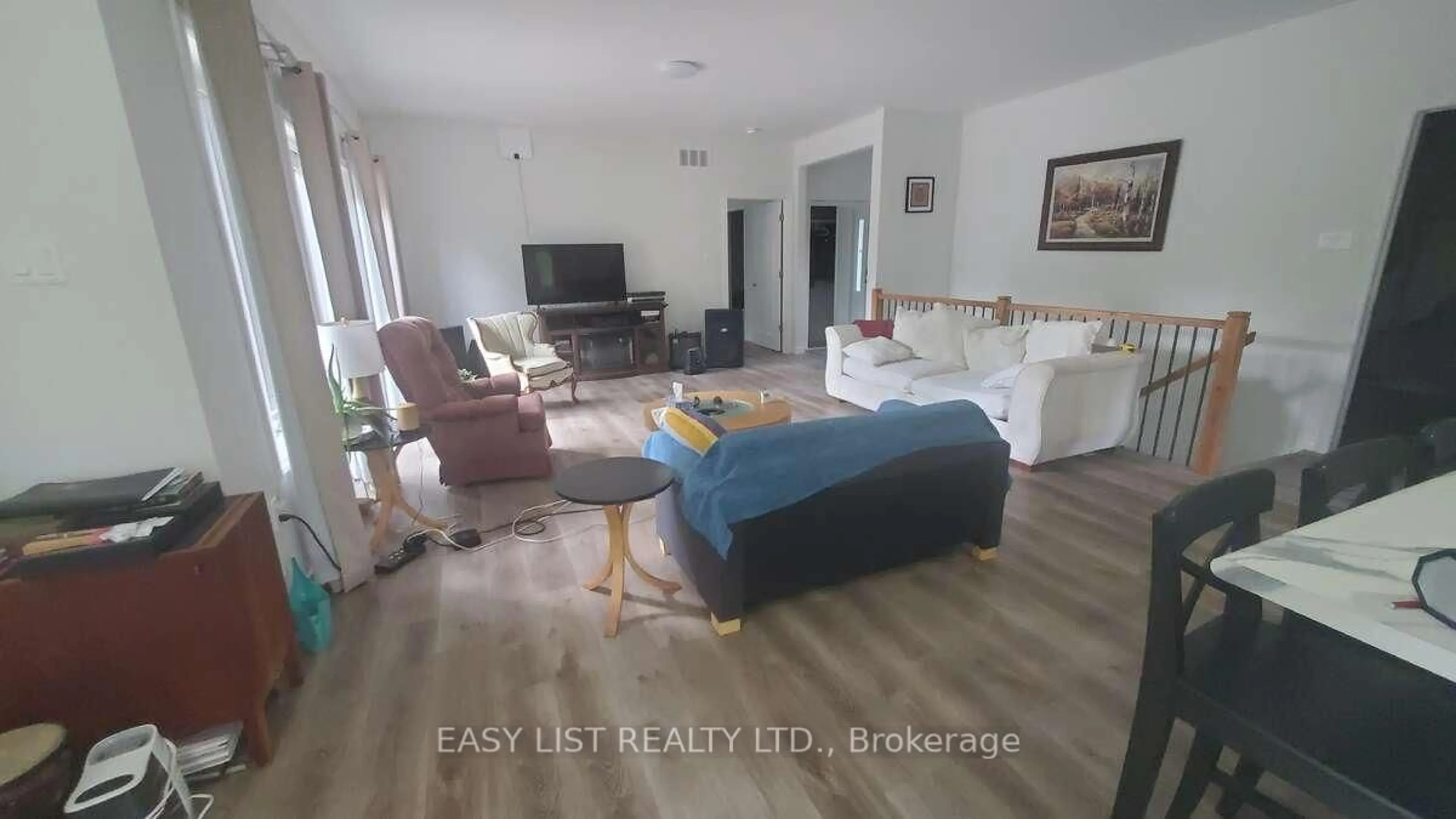 Living room with furniture, unknown for 803 Barrett Chute Rd, Calabogie Ontario K0J 1H0