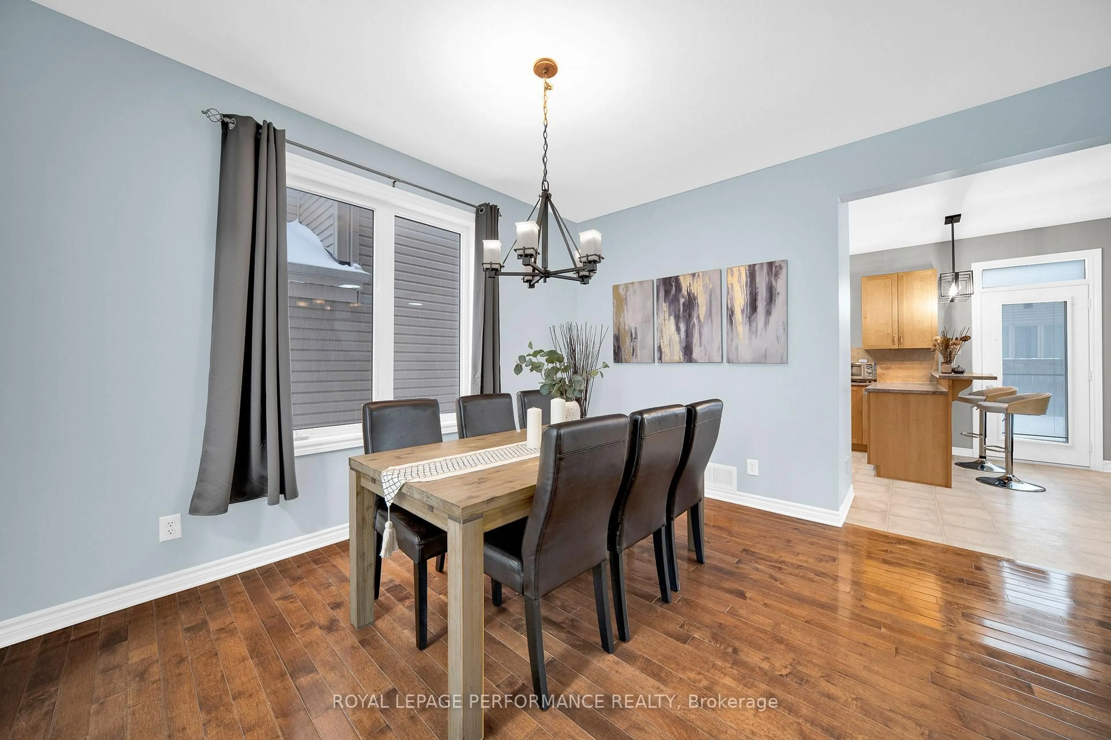 Dining room, wood/laminate floor for 262 Tempest Dr, Stittsville Ontario K2S 0K6