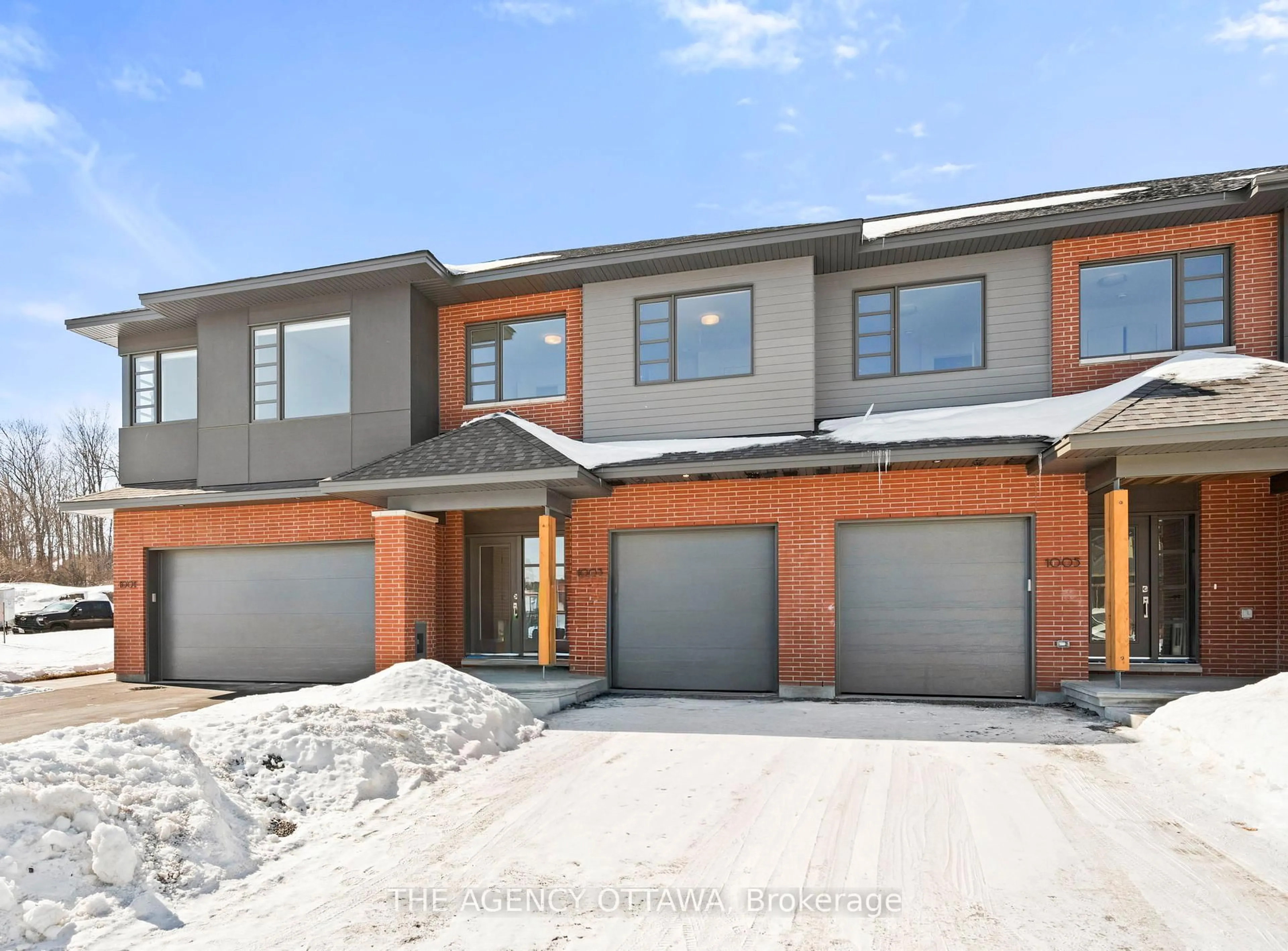 Home with brick exterior material, street for 1003 KITIGAN Grve, Ottawa Ontario K2K 0M9
