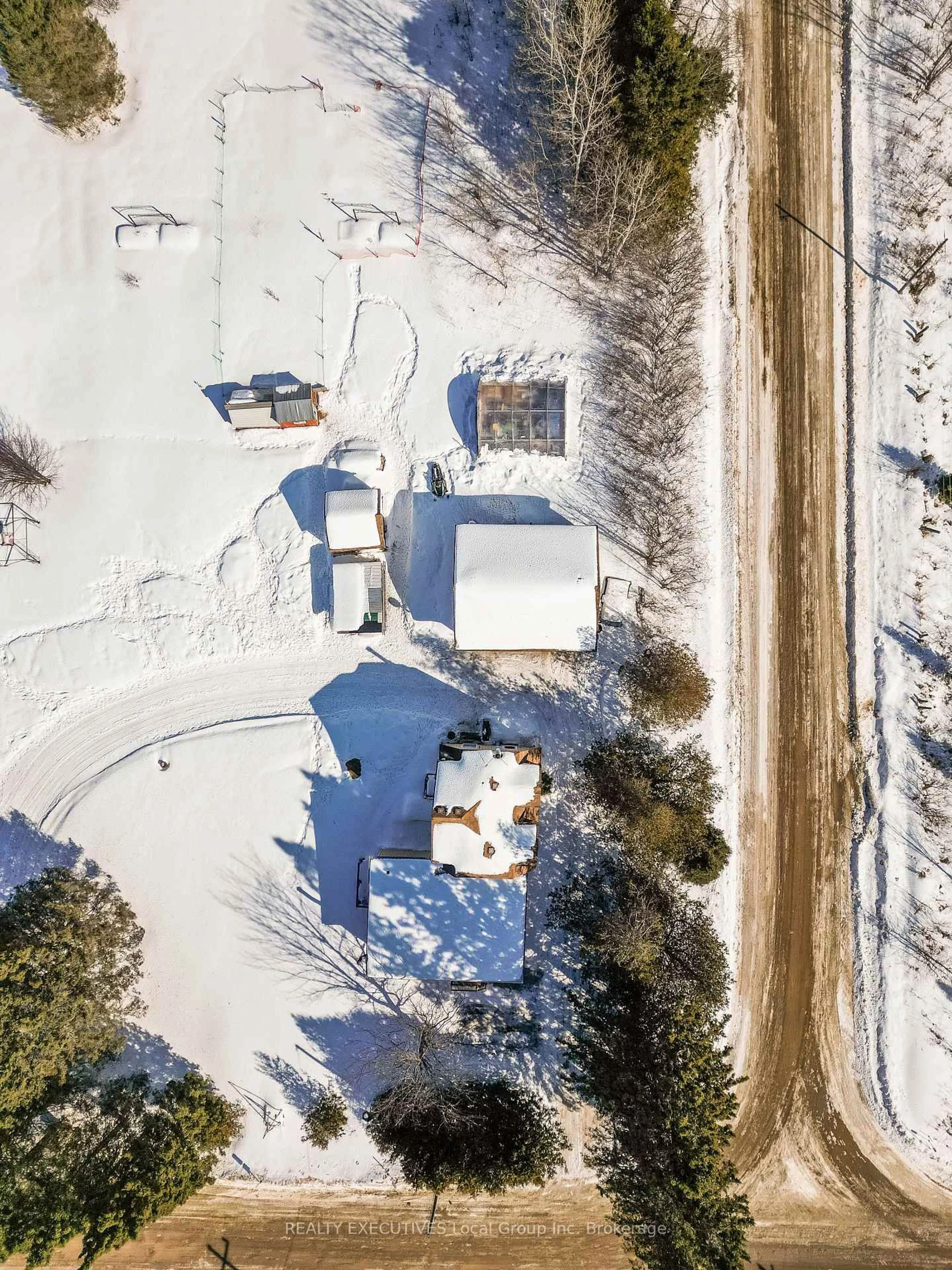A pic from outside/outdoor area/front of a property/back of a property/a pic from drone, street for 512 Mount Pleasant Rd, Calvin Ontario P0H 2E0