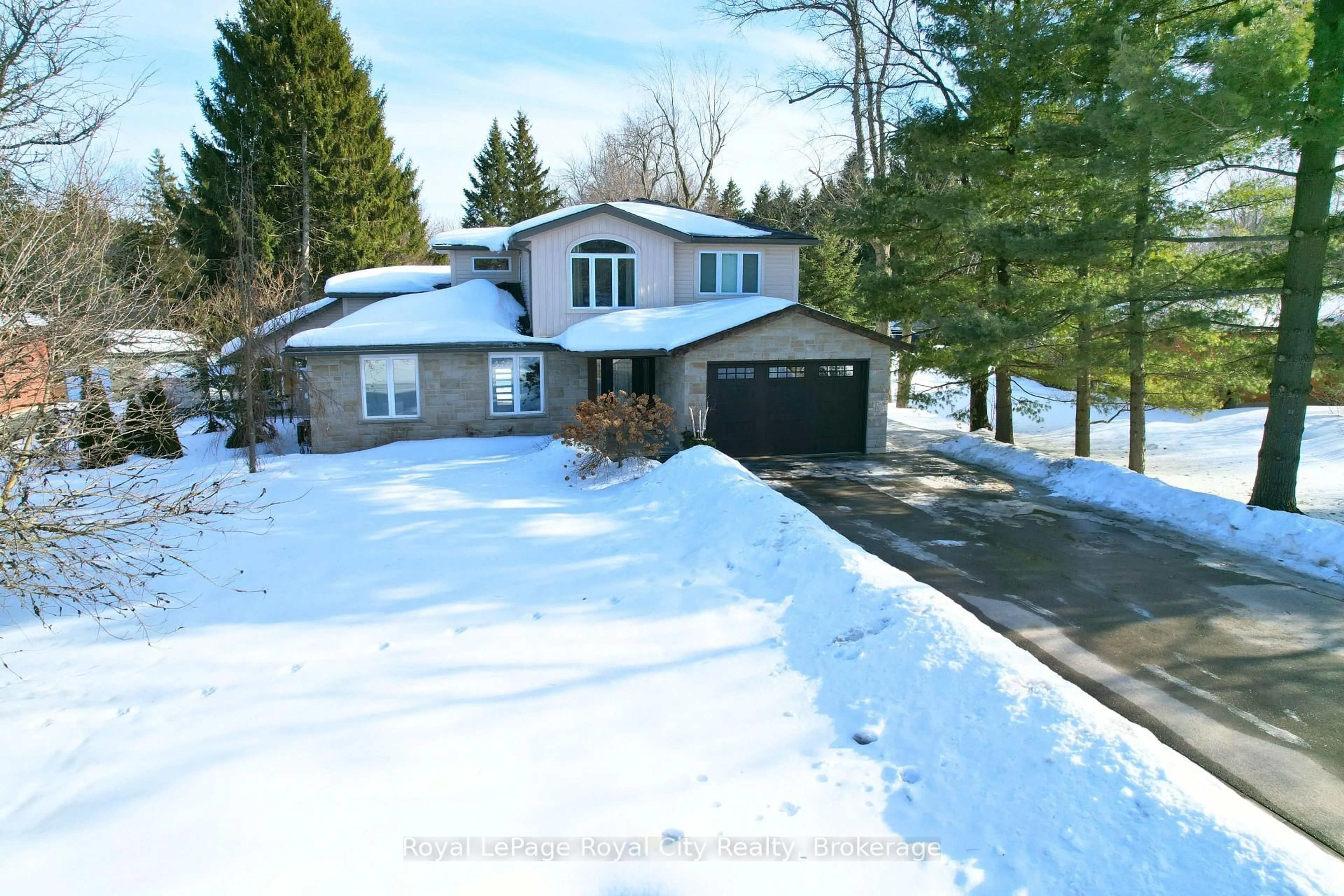 A pic from outside/outdoor area/front of a property/back of a property/a pic from drone, street for 45 Sideroad 18, Centre Wellington Ontario N1M 2W3