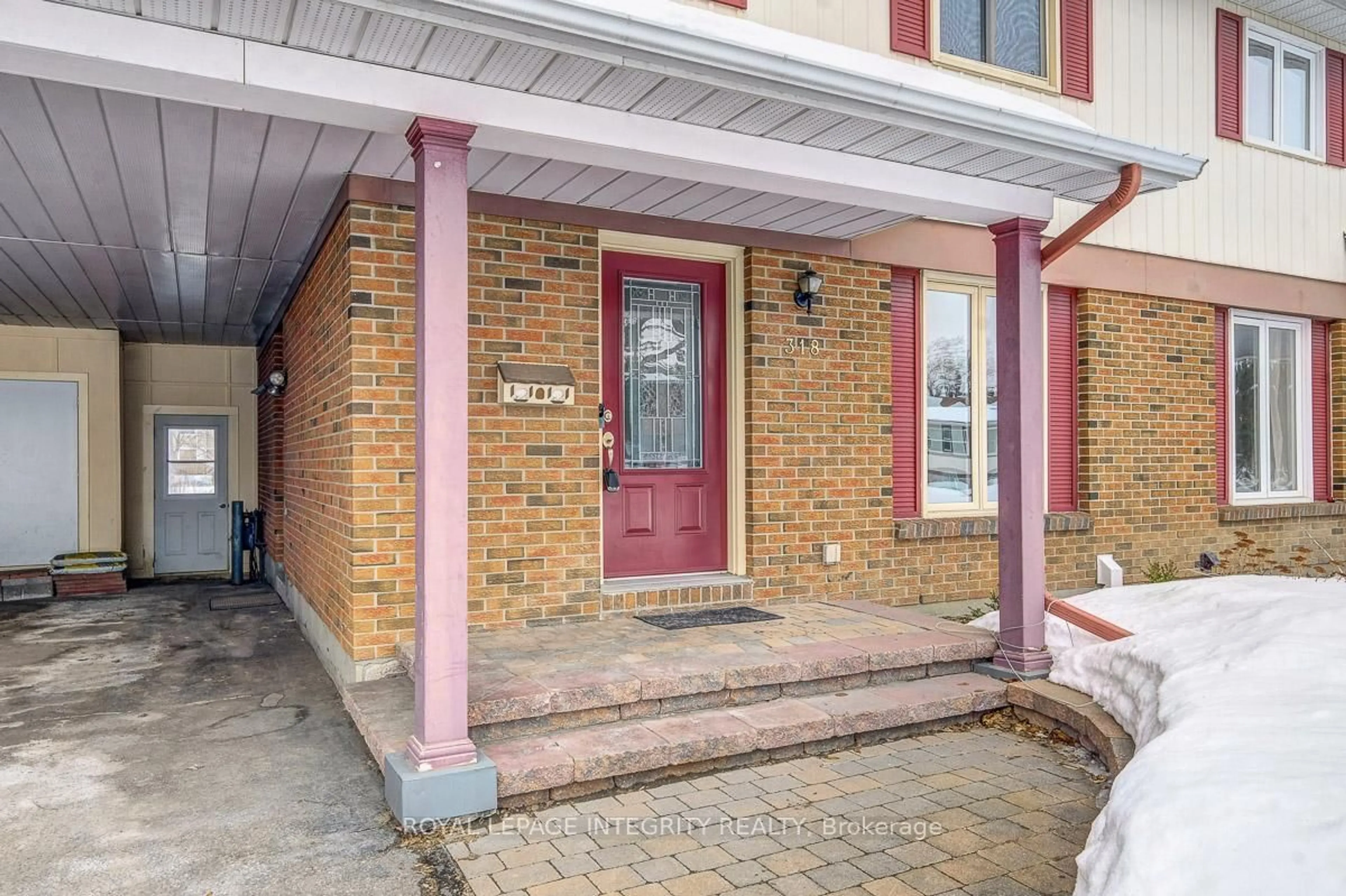 Home with brick exterior material, street for 318 Dalehurst Dr, Ottawa Ontario K2G 4E4