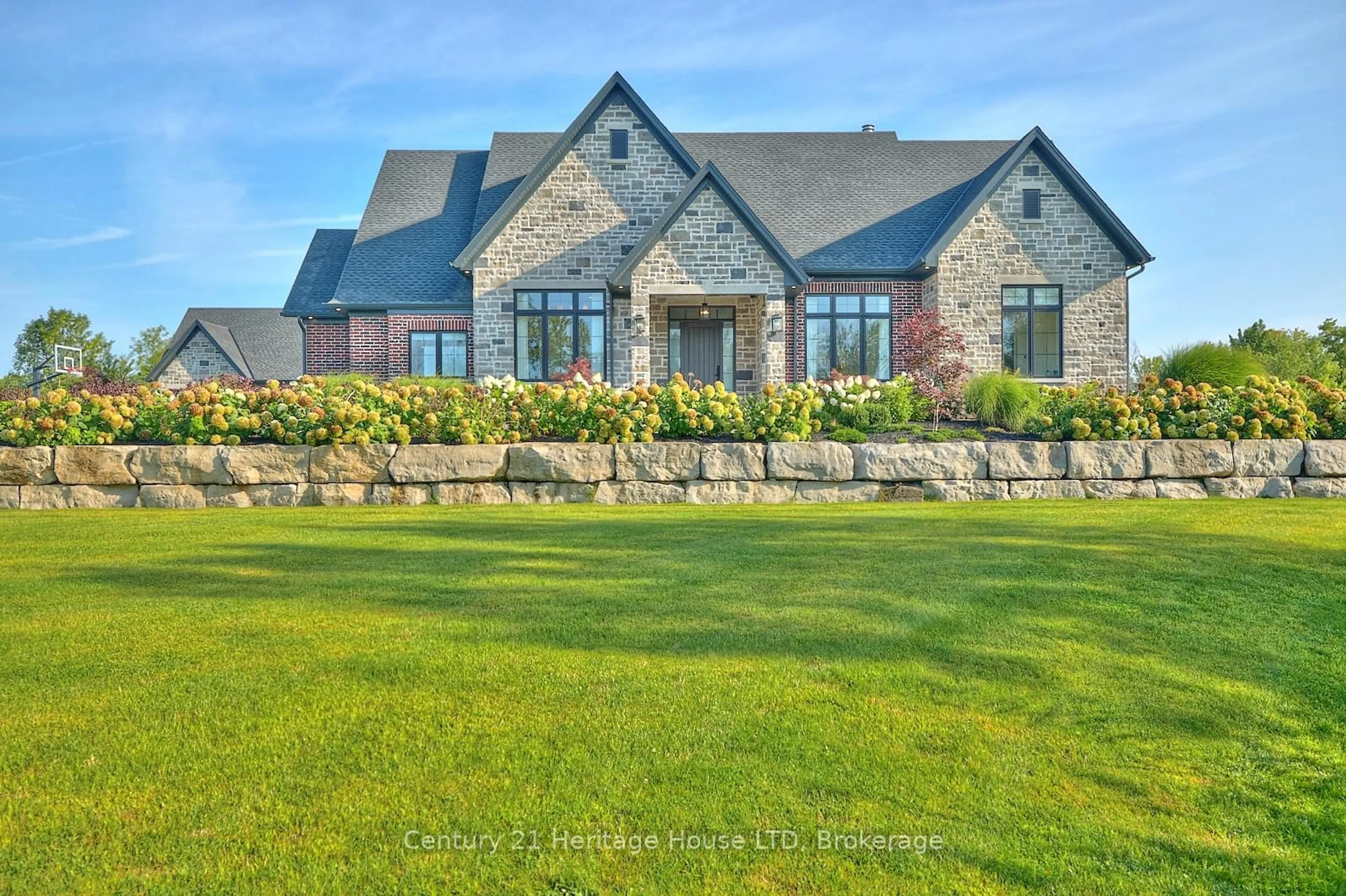 Home with brick exterior material, unknown for 1716 Rebecca St, Fort Erie Ontario L2A 5M4