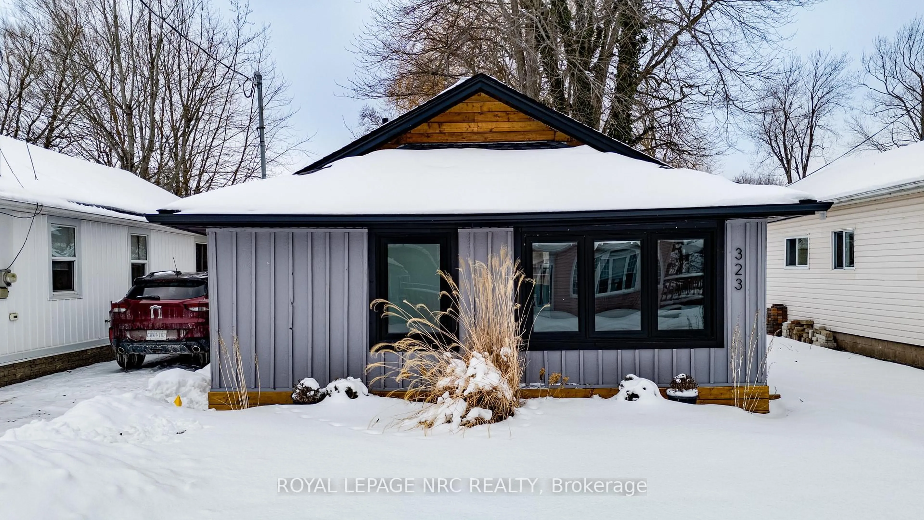 Shed for 323 Oxford Ave, Fort Erie Ontario L0S 1B0