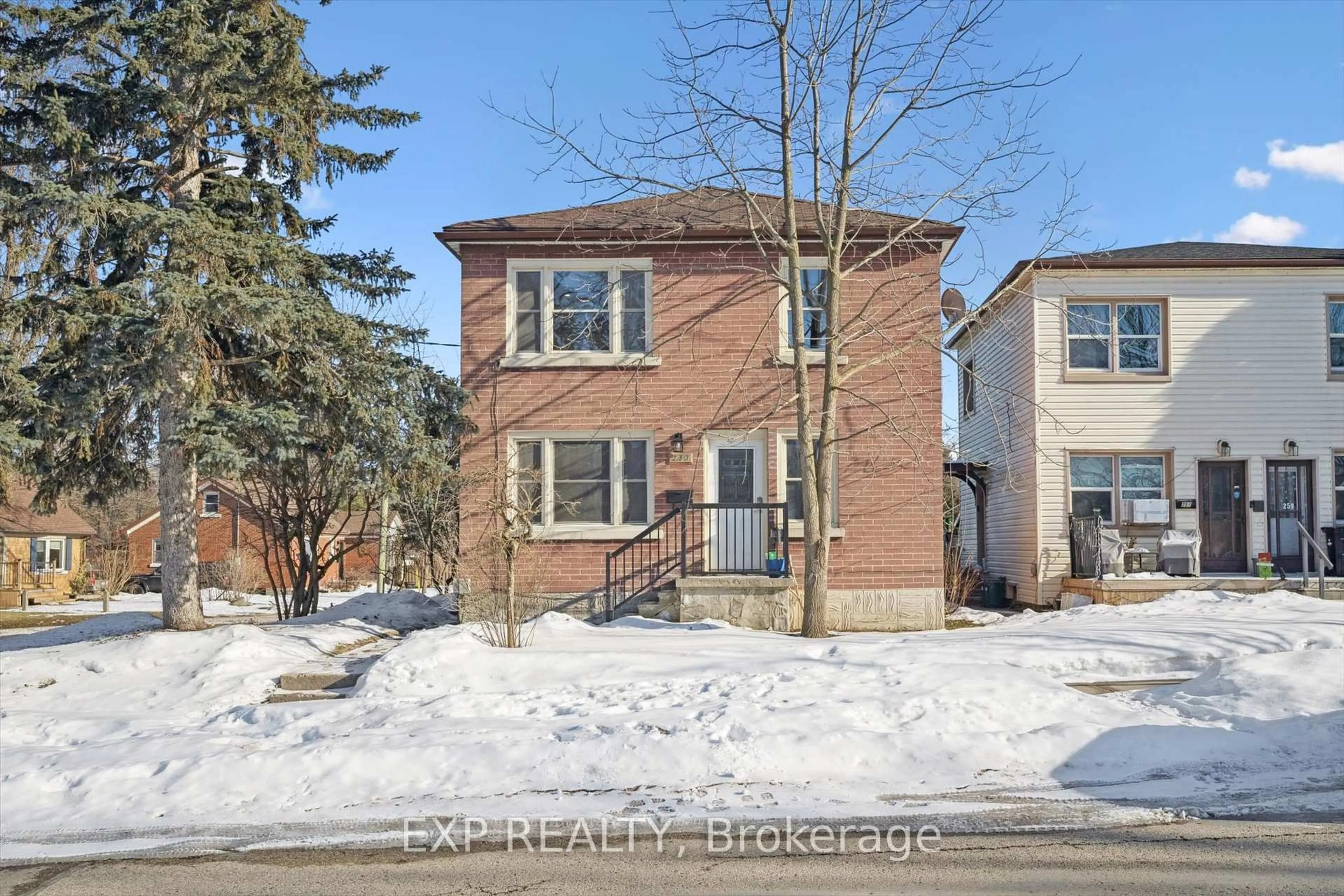 Home with brick exterior material, street for 253 Sydney St, Kitchener Ontario N2G 3V8
