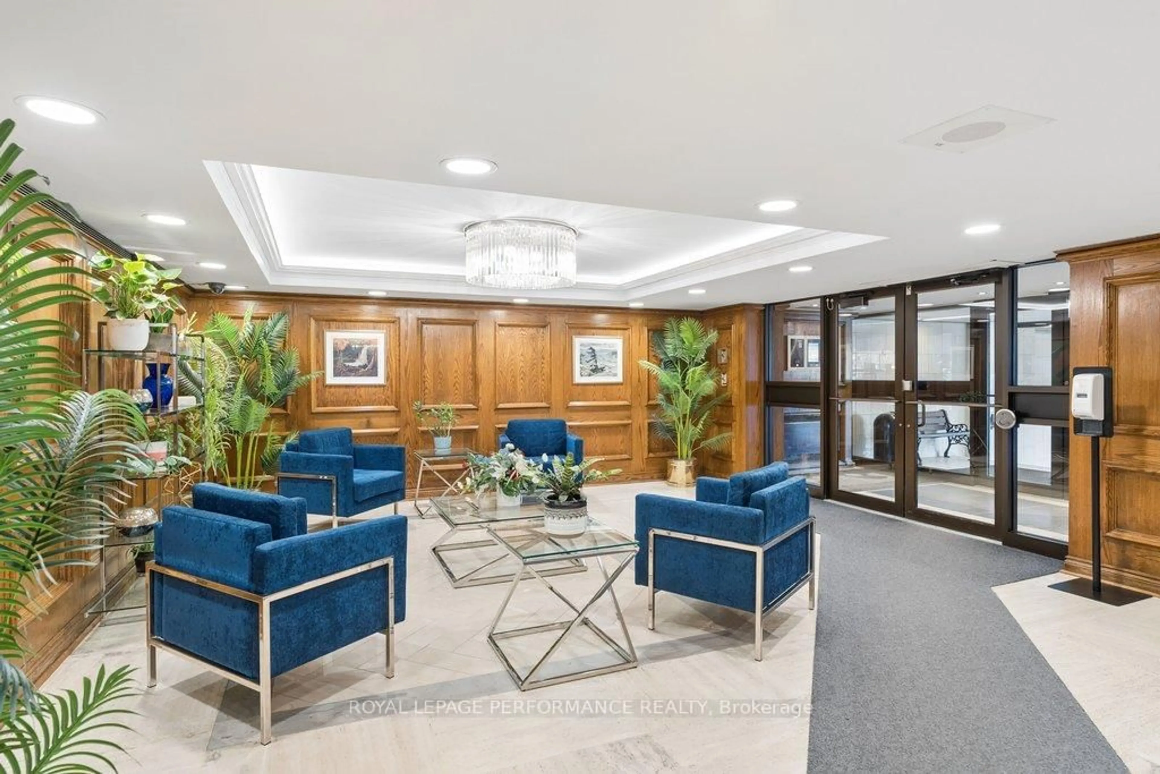 Lobby for 500 Laurier Ave #1608, Ottawa Ontario K1R 5E1