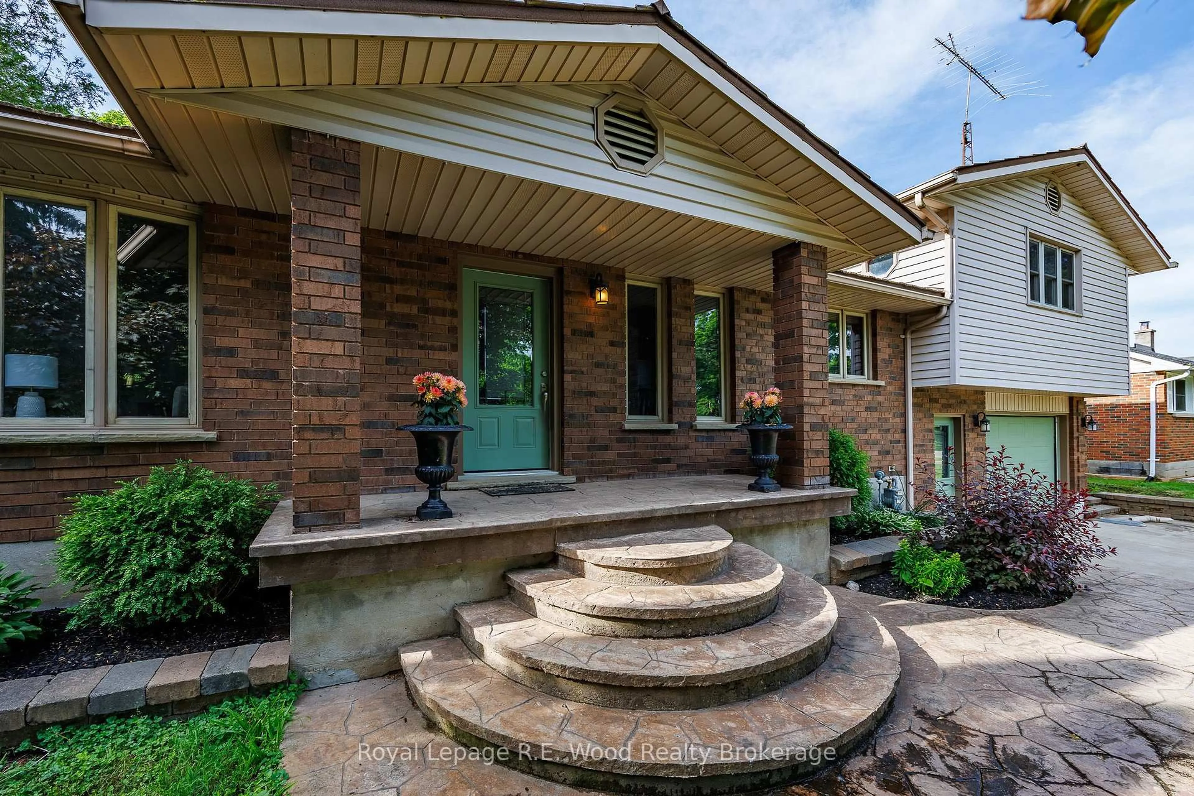 Home with brick exterior material, street for 164047 BROWNSVILLE Rd, South-West Oxford Ontario N4G 4G8