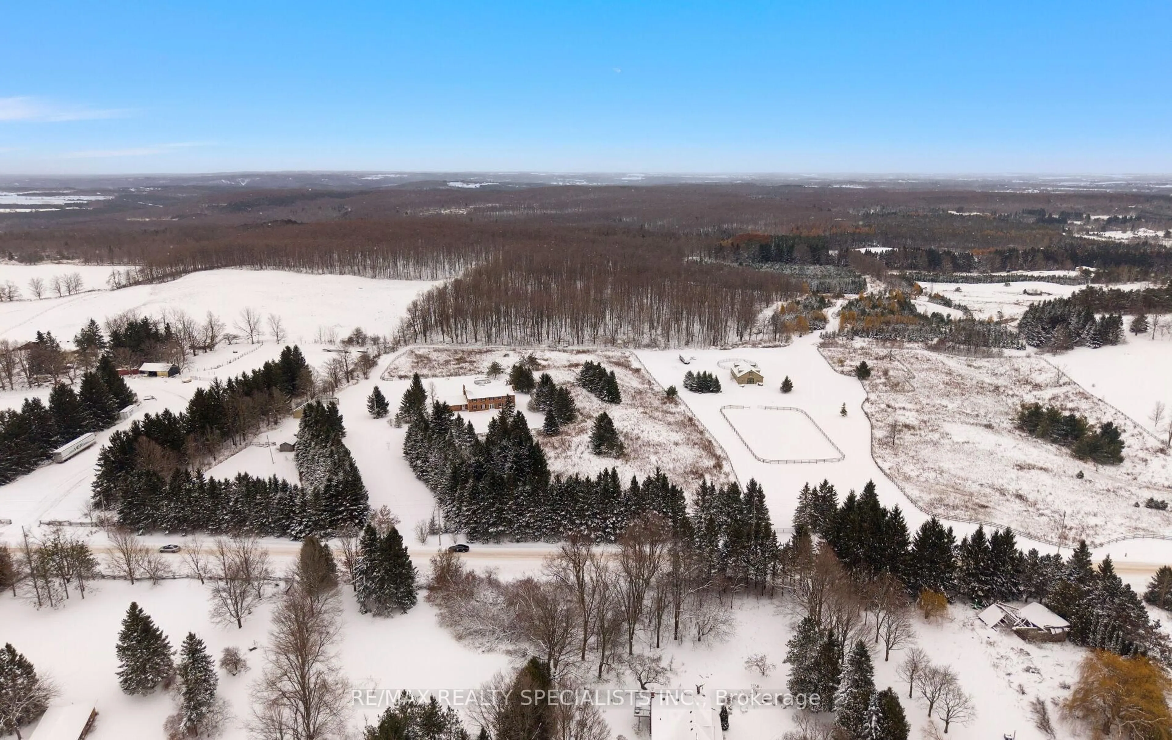 A pic from outside/outdoor area/front of a property/back of a property/a pic from drone, forest/trees view for 427194 25th Sdrd, Mono Ontario L9V 1E6