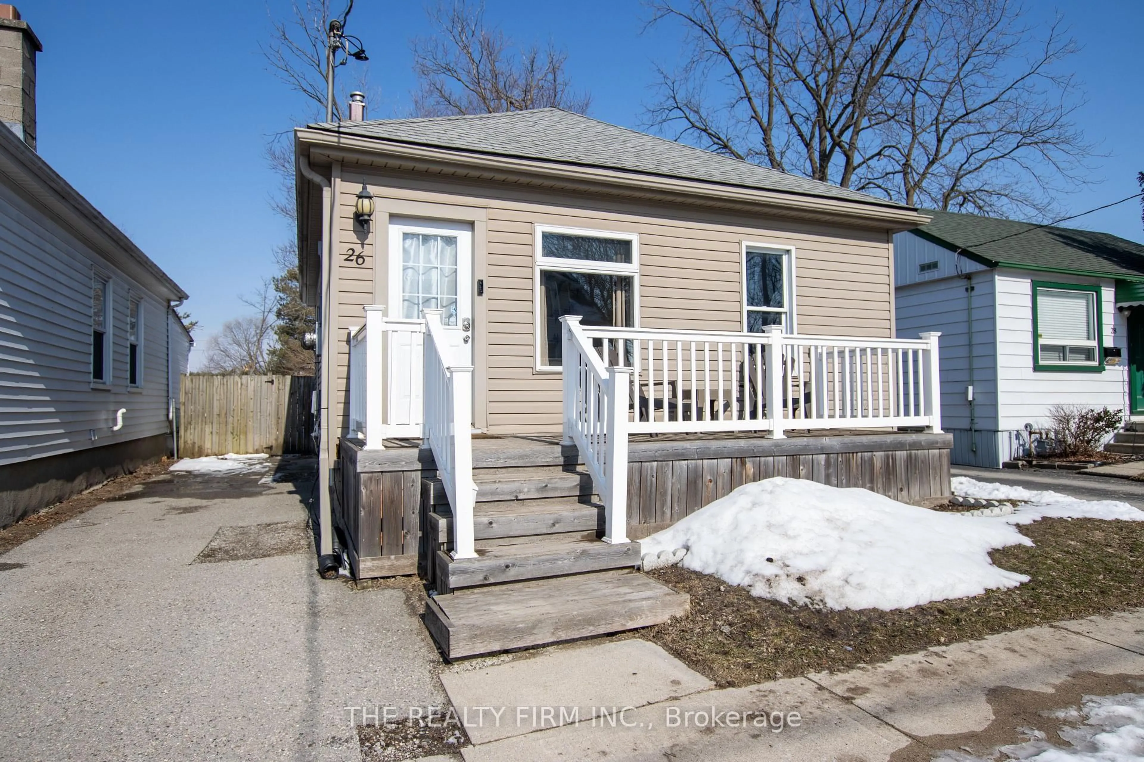 Unknown for 26 Grafton St, London East Ontario N5Z 1N7