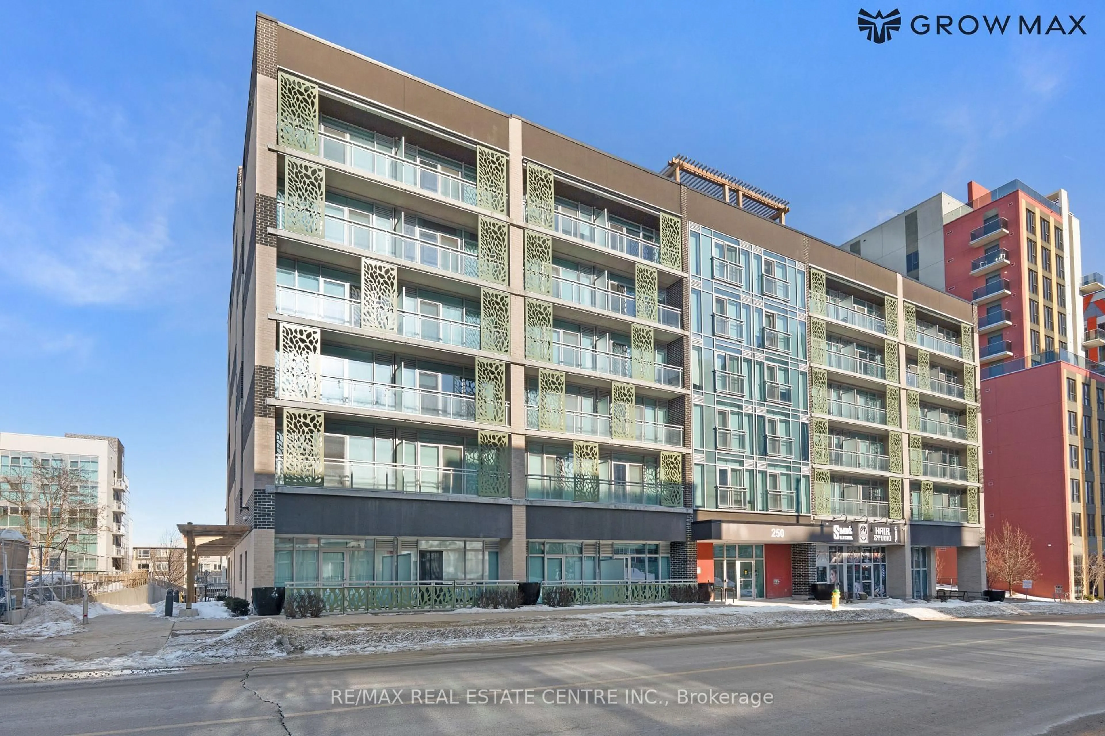 Unknown for 250 Albert St #716, Waterloo Ontario N2L 0H5