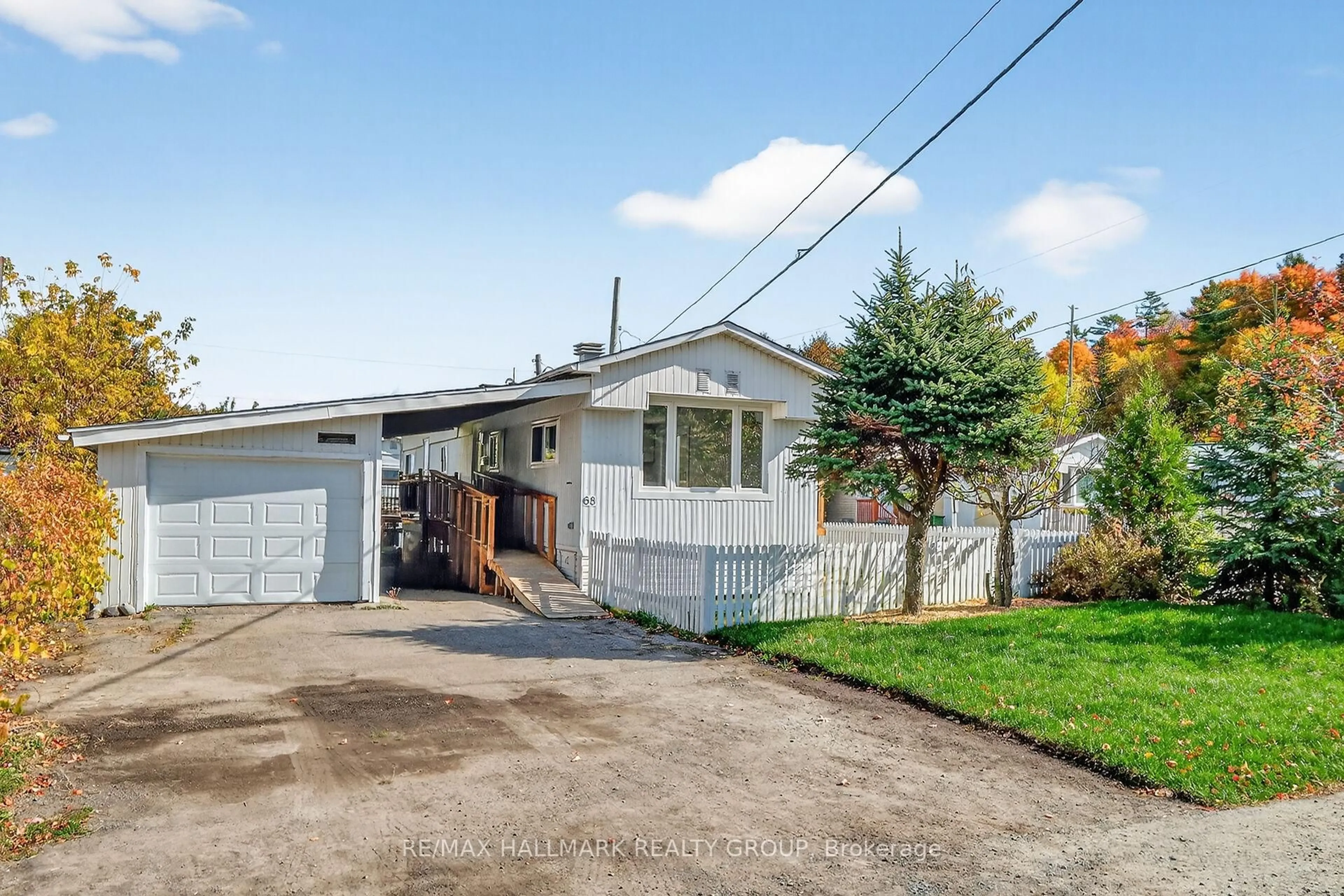 Home with vinyl exterior material, street for 3535 St. Joseph Blvd #68, Orleans Ontario K1C 1N6