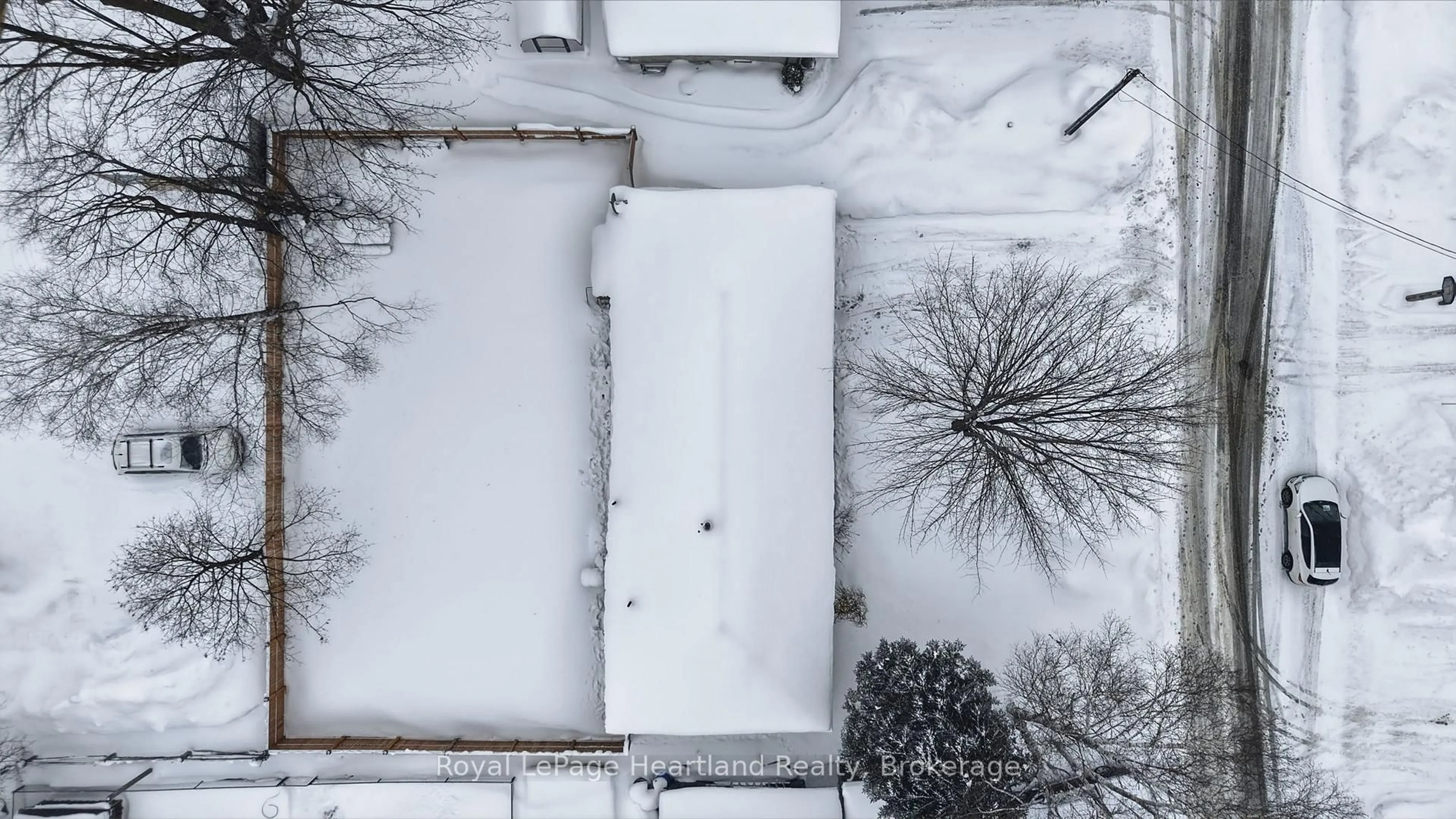 A pic from outside/outdoor area/front of a property/back of a property/a pic from drone, street for 156 JOHN St, Minto Ontario N0G 1Z0