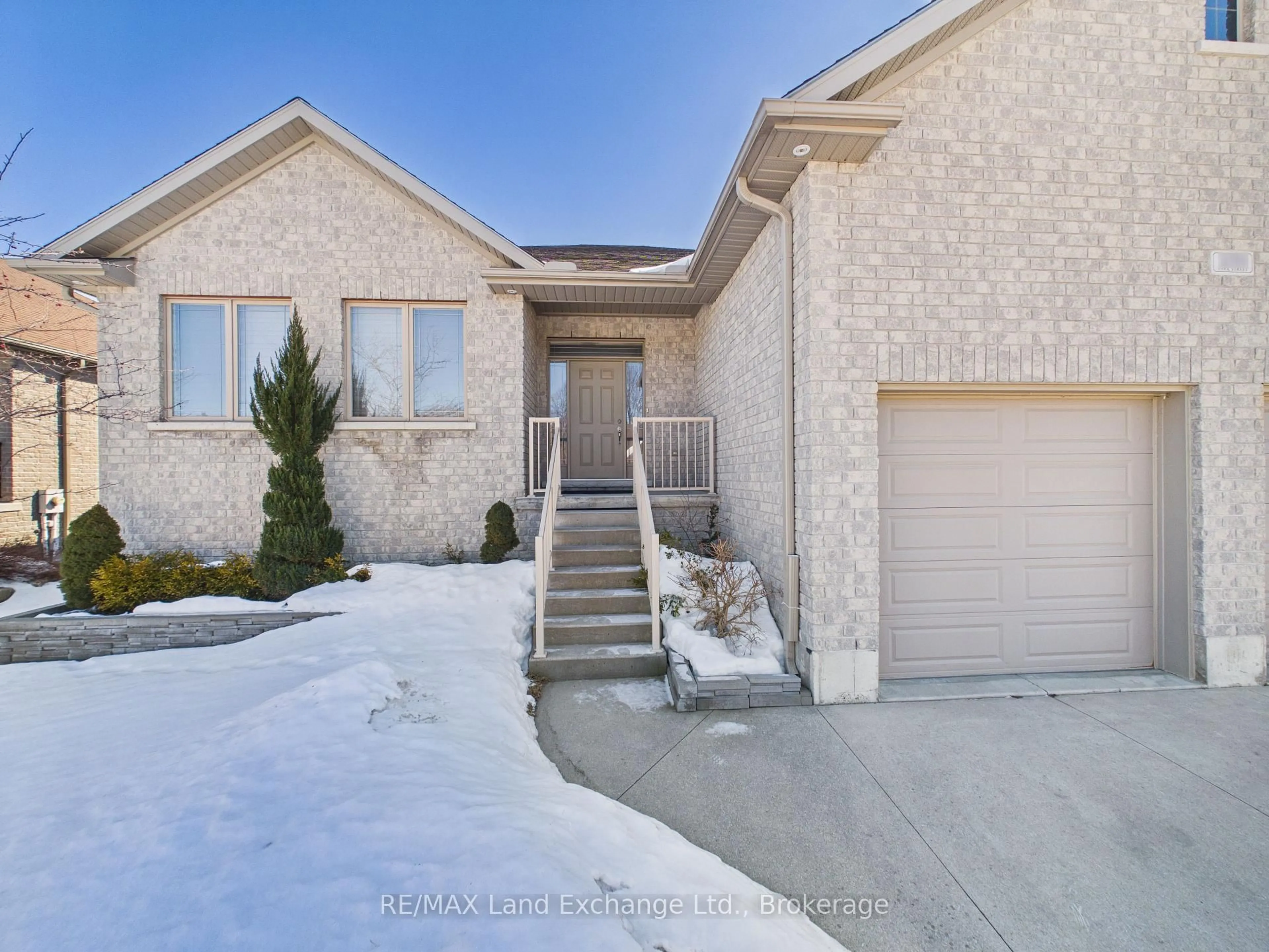 Home with brick exterior material, street for 231 Park St, Kincardine Ontario N2Z 0A5