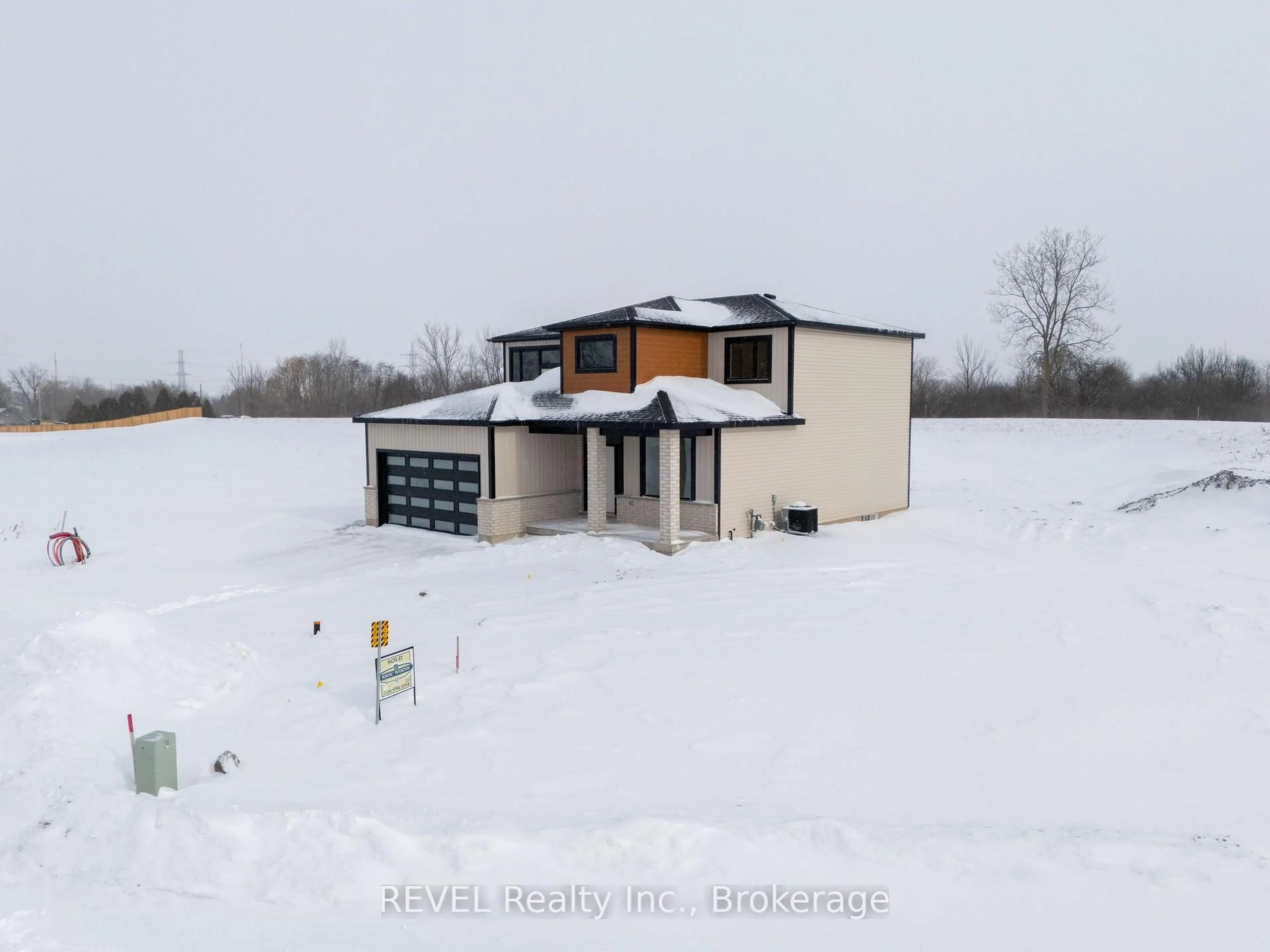 A pic from outside/outdoor area/front of a property/back of a property/a pic from drone, building for 16 (Lot 21) Anchor Rd, Thorold Ontario L0S 1A0