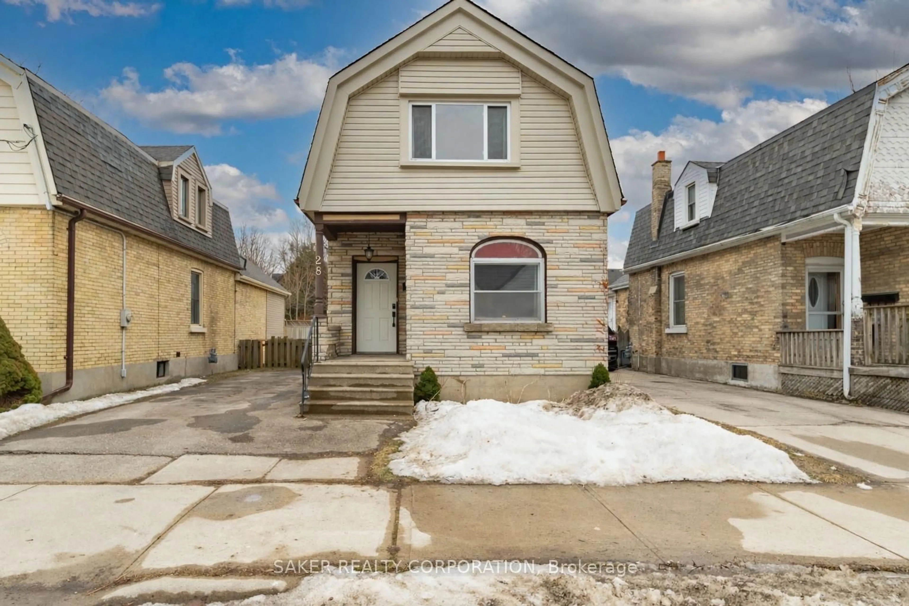 Home with brick exterior material, street for 28 Mount Pleasant Ave, London North Ontario N6H 1C9
