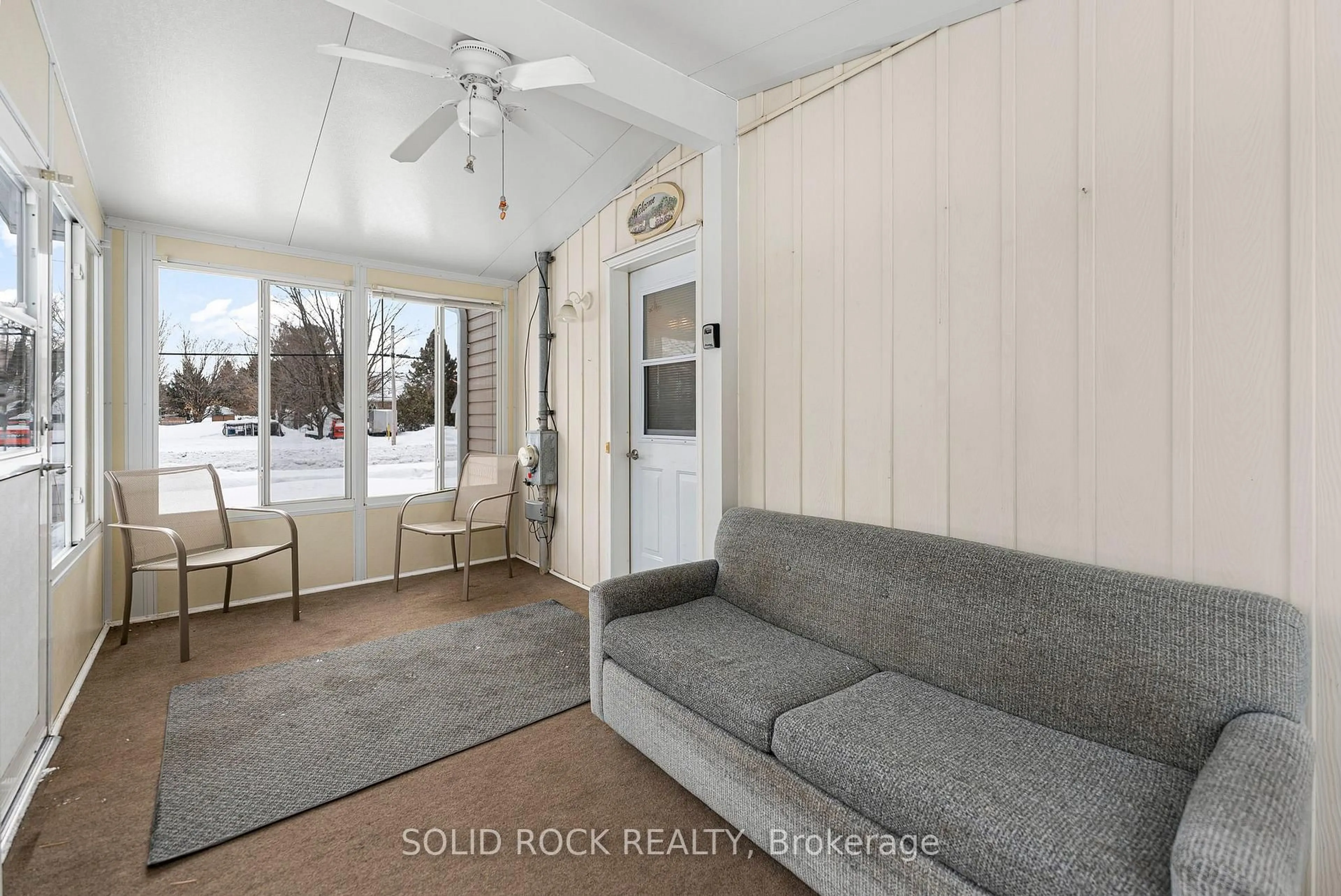 Unknown for 2345 Fitzroy St, Fitzroy Harbour Ontario K0A 1X0