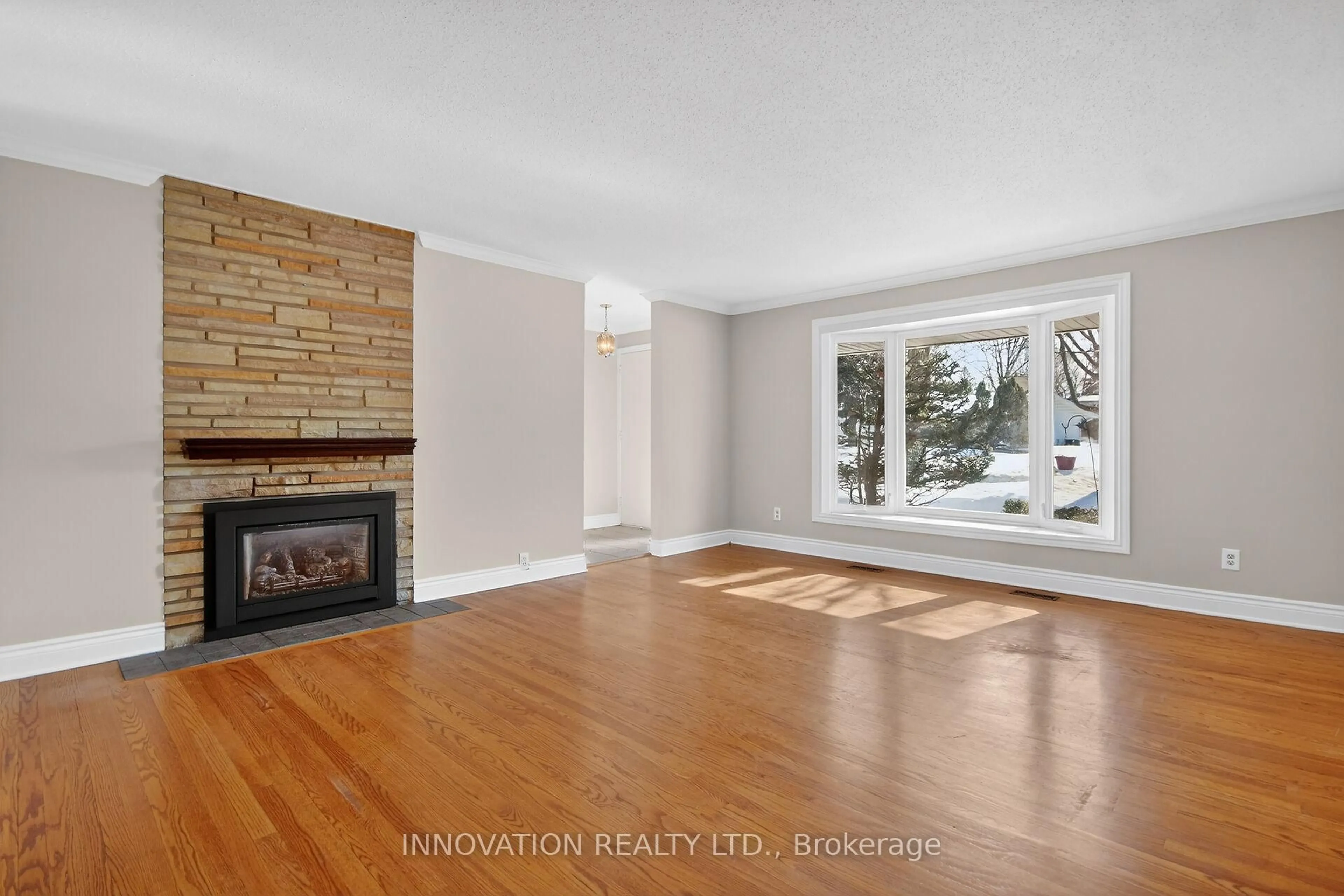 Living room with furniture, unknown for 1951 Garfield Ave, Ottawa Ontario K2C 0W7